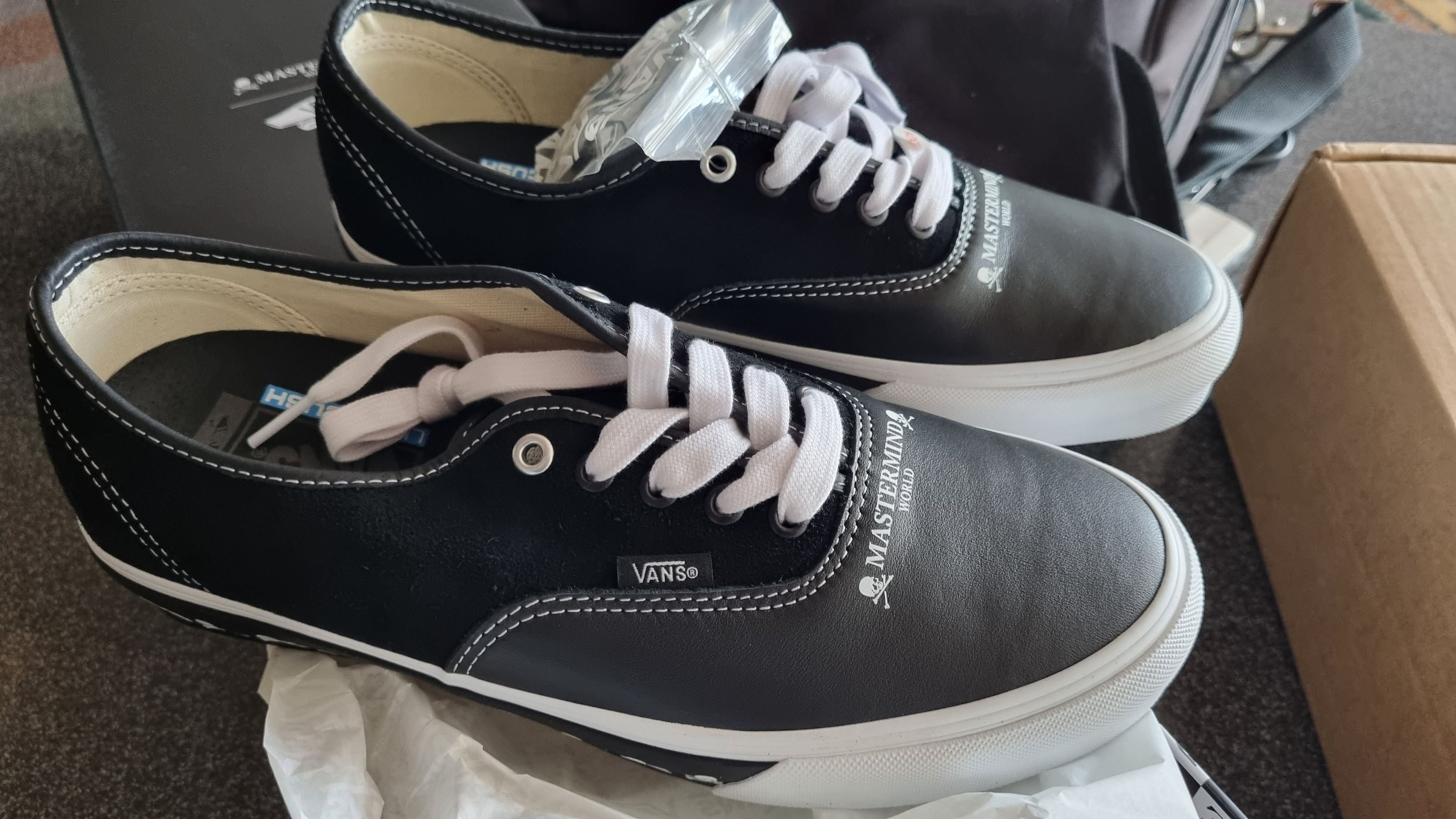 Mastermind World UA authentic lx Mastermind World Size US 10 / EU 43 - 1 Thumbnail
