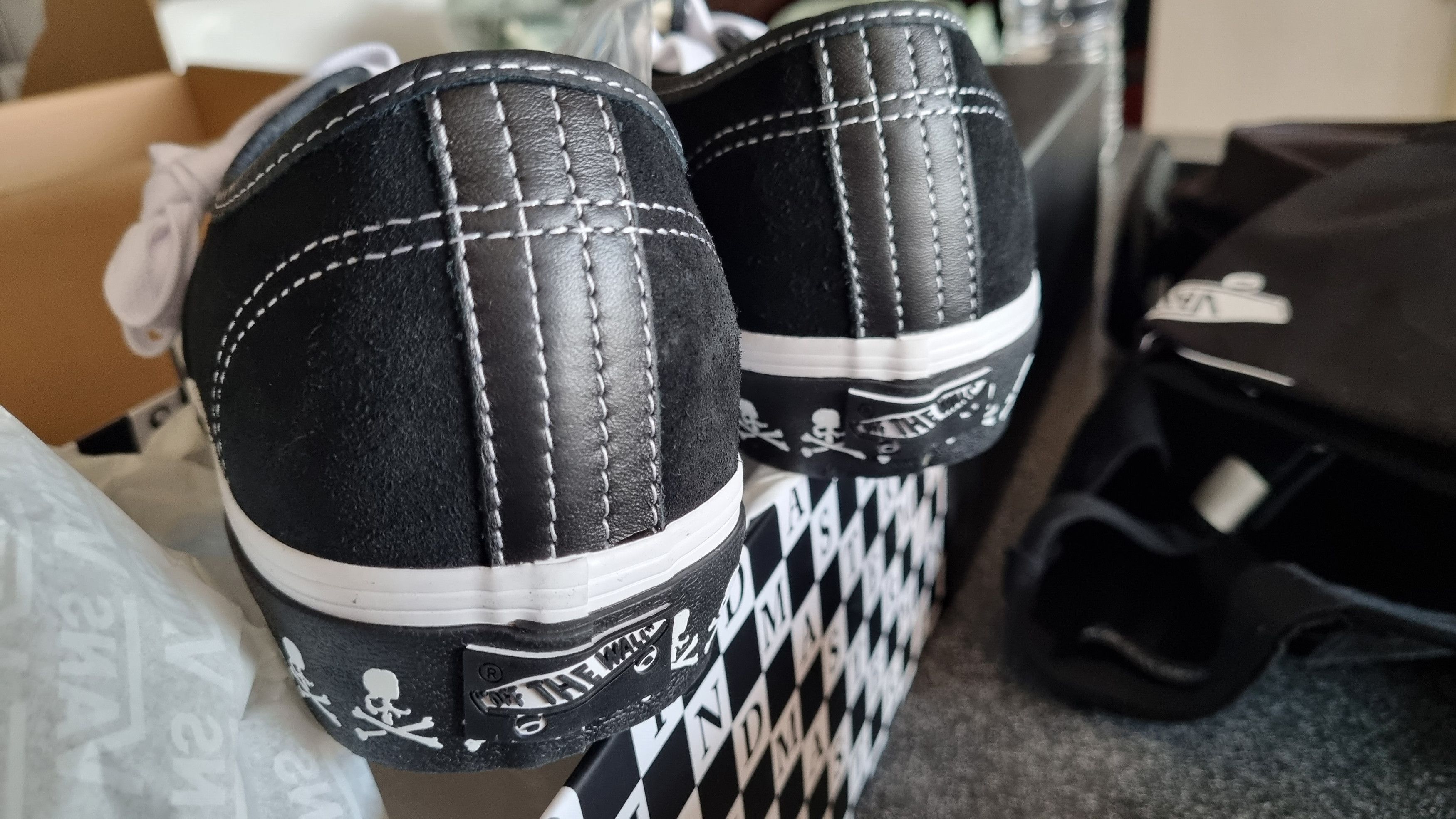 Mastermind World UA authentic lx Mastermind World Size US 10 / EU 43 - 2 Thumbnail