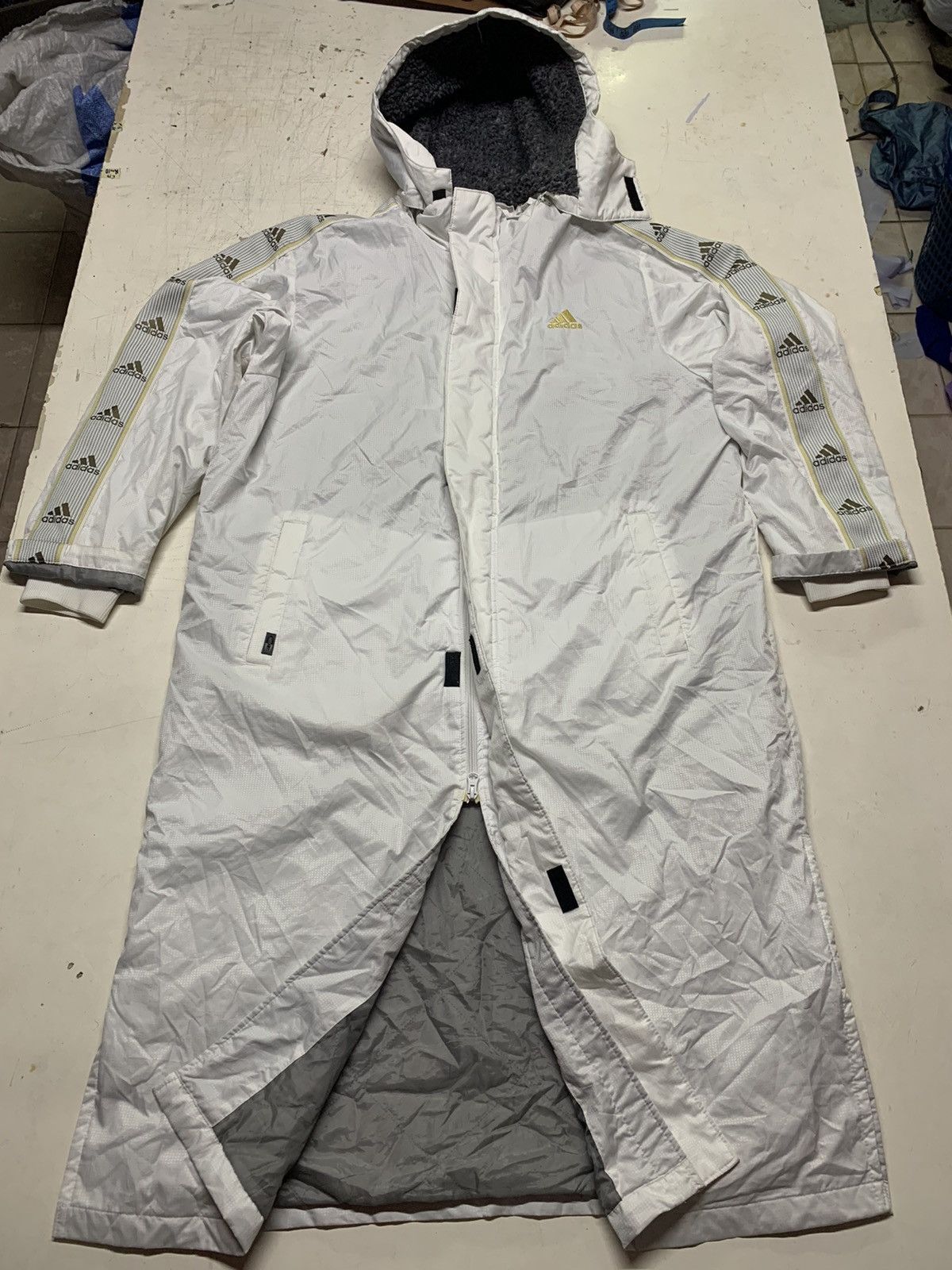 Adidas Adidas vintage long jacket Size US XL / EU 56 / 4 - 7 Thumbnail