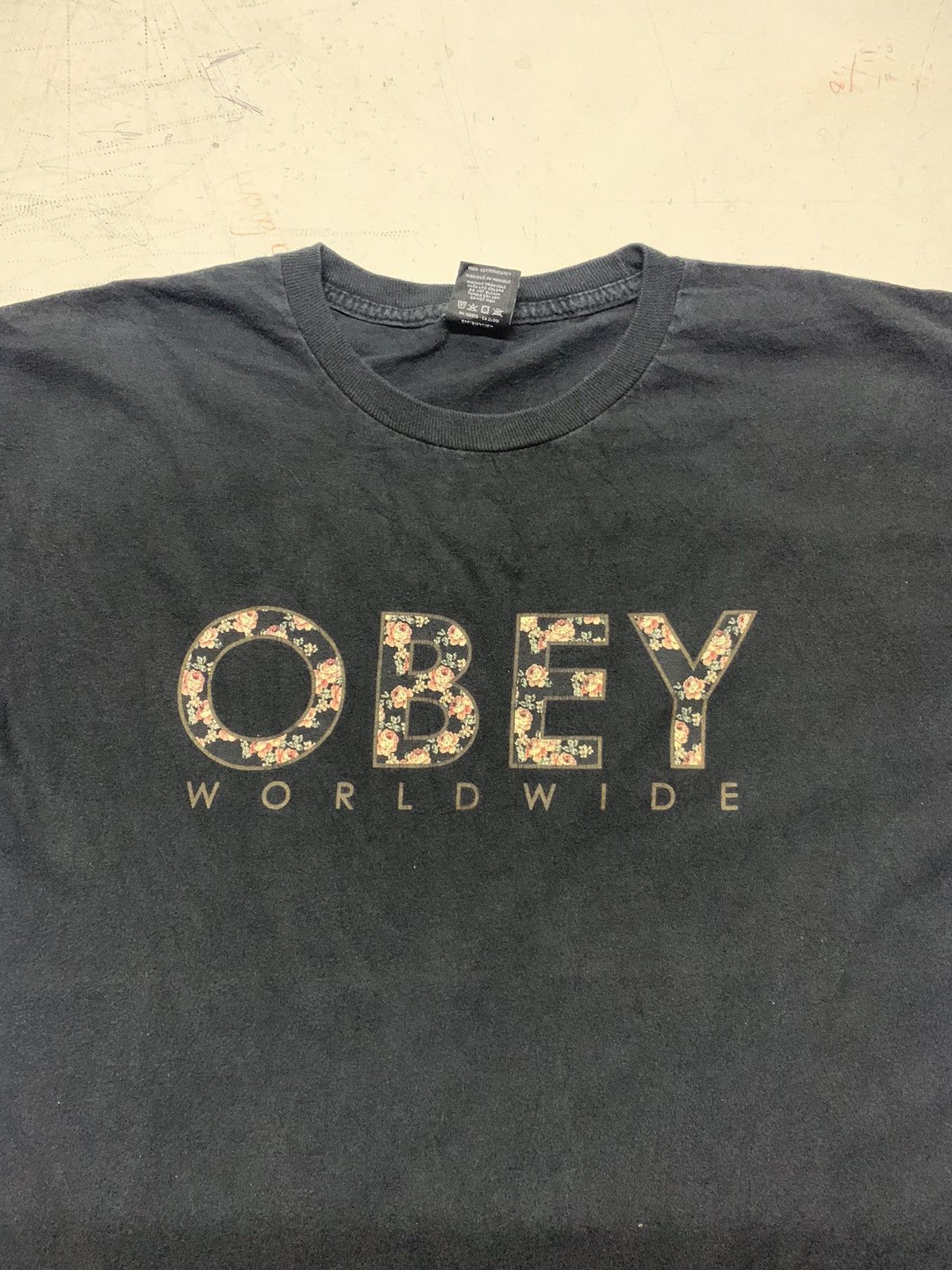 Obey × Vintage Obey t,shirt Size US L / EU 52-54 / 3 - 3 Thumbnail