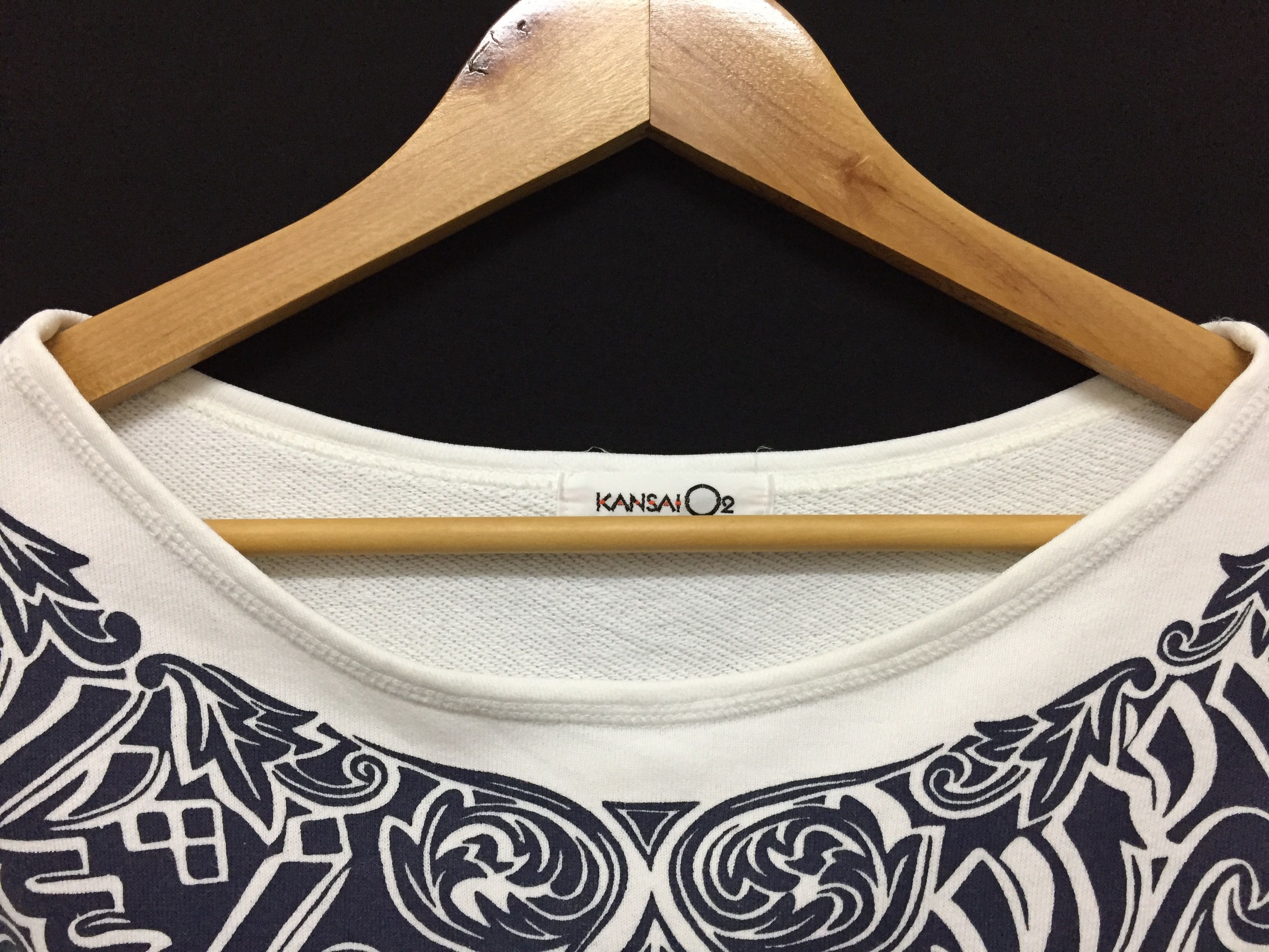 Kansai Yamamoto 80's ancient One Eye Arabic word sweatshirt Size L / US 10 / IT 46 - 12 Thumbnail