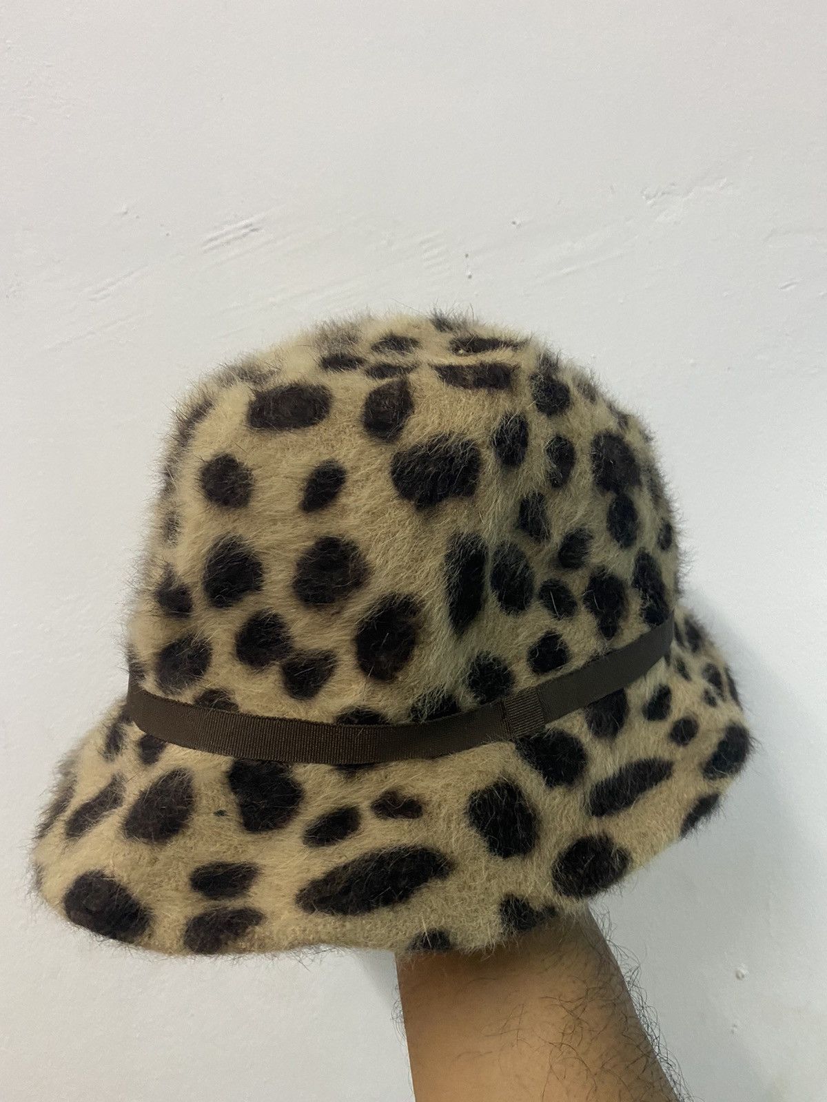 Japanese Brand VTG A.V.V Furgora Leopard Bucket Hat Size ONE SIZE - 2 Thumbnail