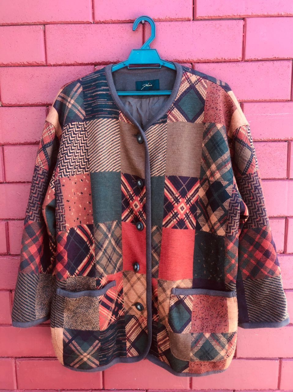 Japanese Brand × Vintage Vintage Feline Japanese Designer Streetwear Fashion Style Size US L / EU 52-54 / 3 - 1 Thumbnail