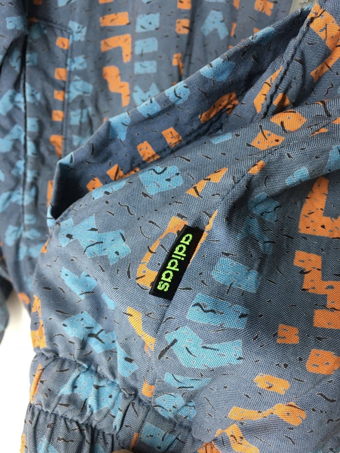 Adidas Vintage 90s Adidas Hoodie Light Jacket Size US L / EU 52-54 / 3 - 6 Thumbnail