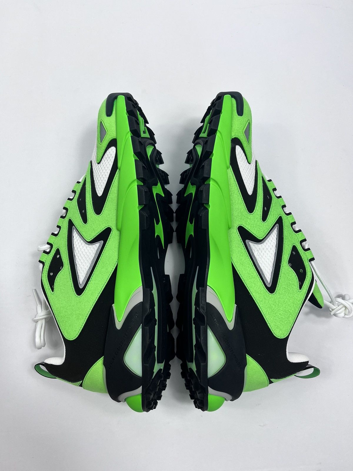 Louis Vuitton VIRGIL ABLOH GREEN TATIC SNEAKERS Size US 10 / EU 43 - 3 Thumbnail