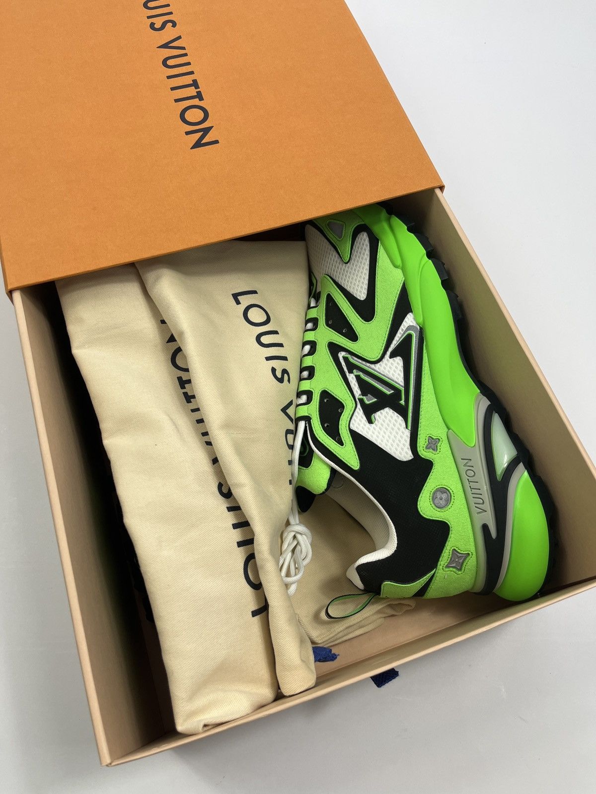 Louis Vuitton VIRGIL ABLOH GREEN TATIC SNEAKERS Size US 10 / EU 43 - 2 Thumbnail