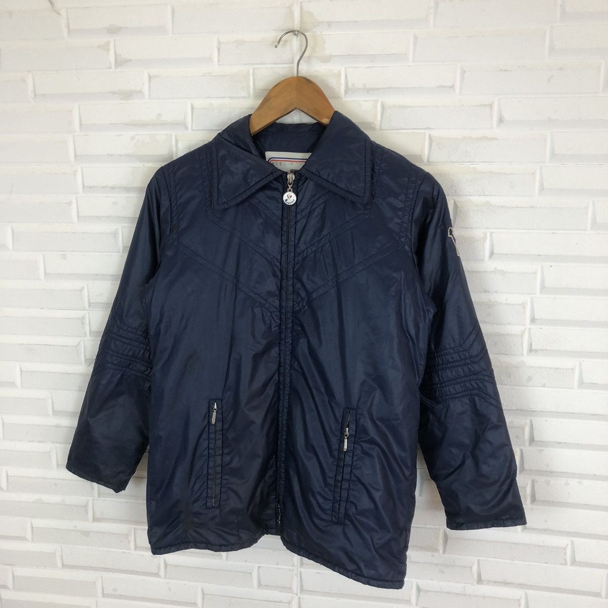 Moncler MONCLER LIKE DOWN HOODIE JACKET Size US S / EU 44-46 / 1 - 3 Thumbnail