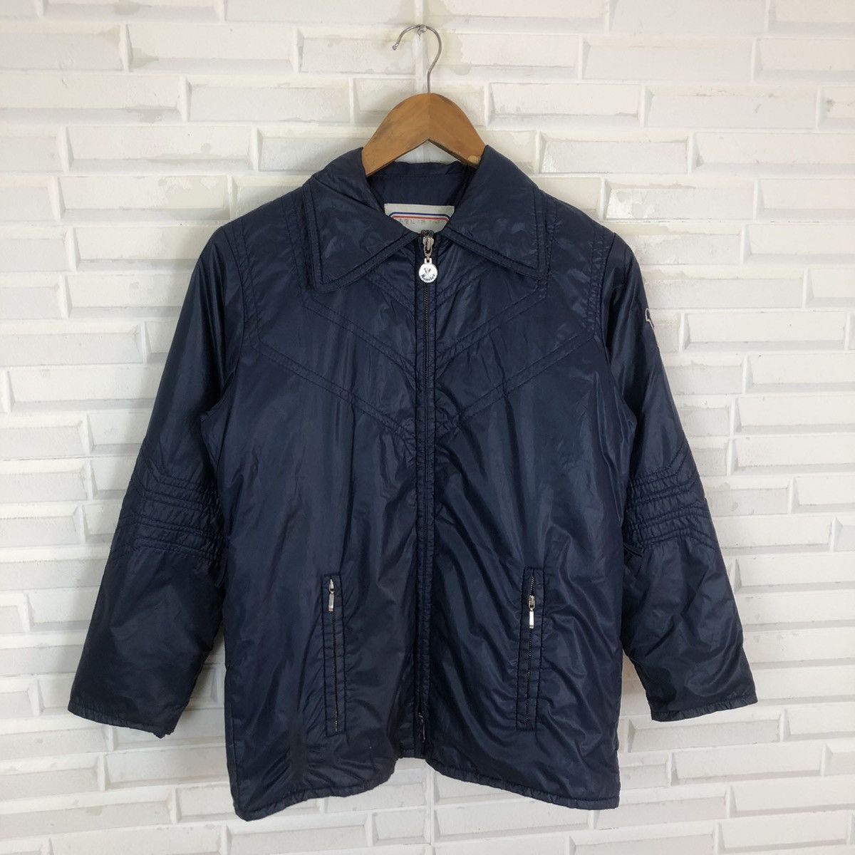 Moncler MONCLER LIKE DOWN HOODIE JACKET Size US S / EU 44-46 / 1 - 4 Thumbnail