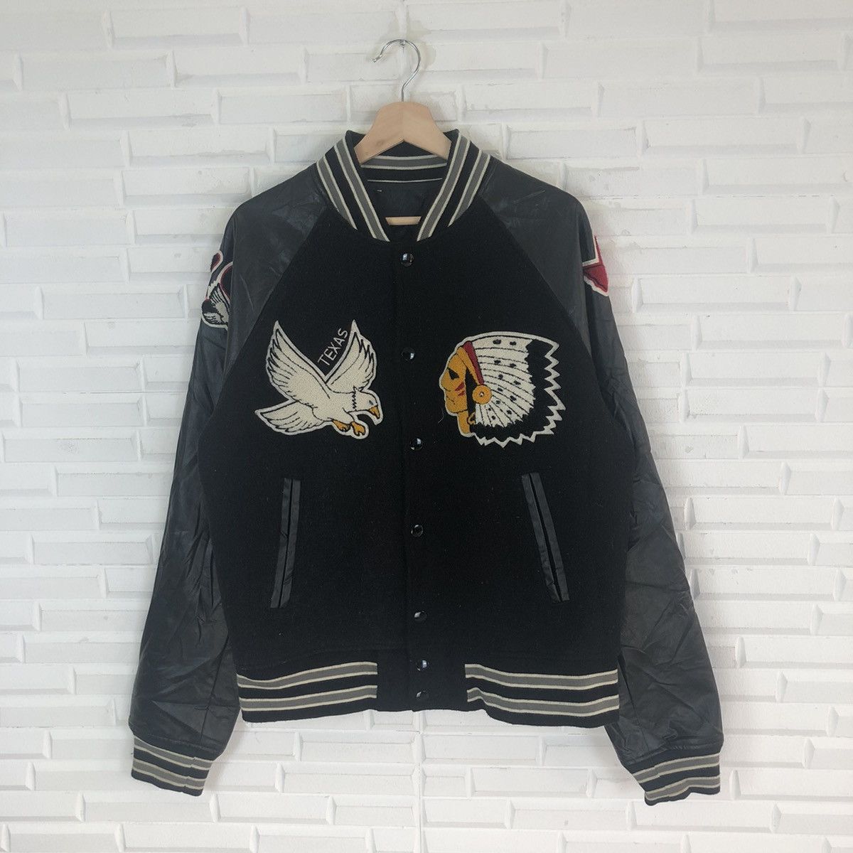 Vintage INDIAN CHIEFS COMANCHE VARSITY JACKET Size US M / EU 48-50 / 2 - 3 Thumbnail