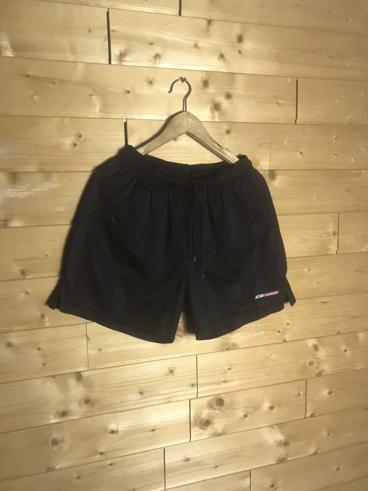 Reebok Vintage Reebok shorts Size US 32 / EU 48 - 1 Thumbnail