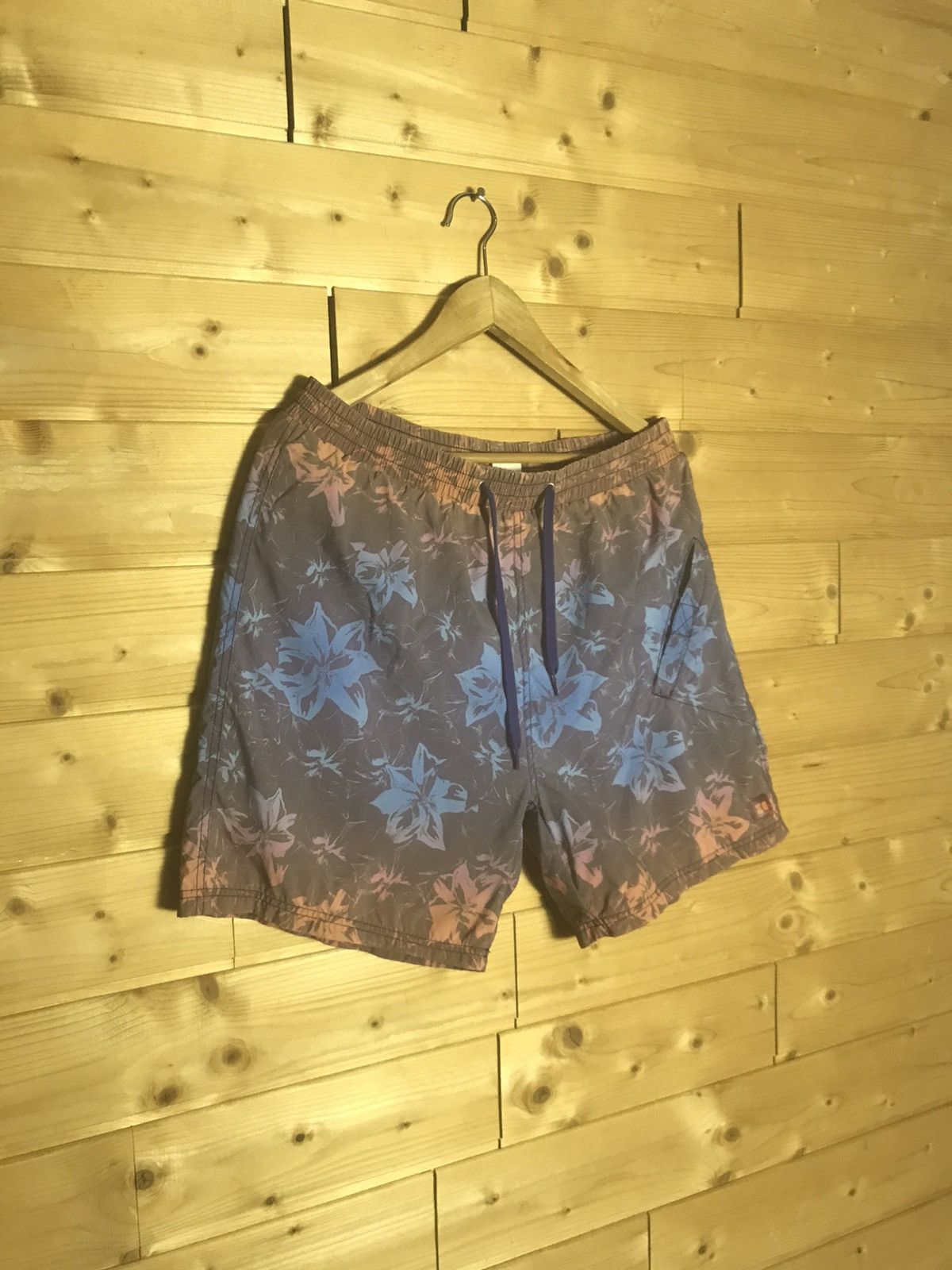 Hugo Boss Hugo Boss Orange shorts Size US 32 / EU 48 - 1 Thumbnail