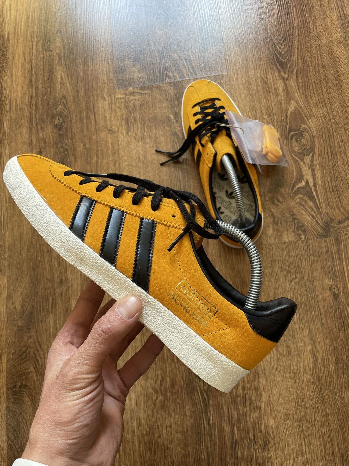 Warum Adidas In Mexiko So Kritisiert Wird Neue Sandalen Im Zentrum Des Sturms - 140ye74
