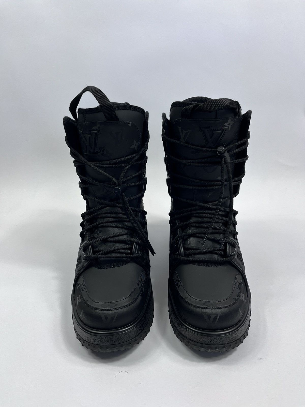 Louis Vuitton LOUIS VUITTON 1AAS83 TRIPLE BLACK SNOW BOOTS TRAINERS RARE Size US 8 / EU 41 - 2 Thumbnail