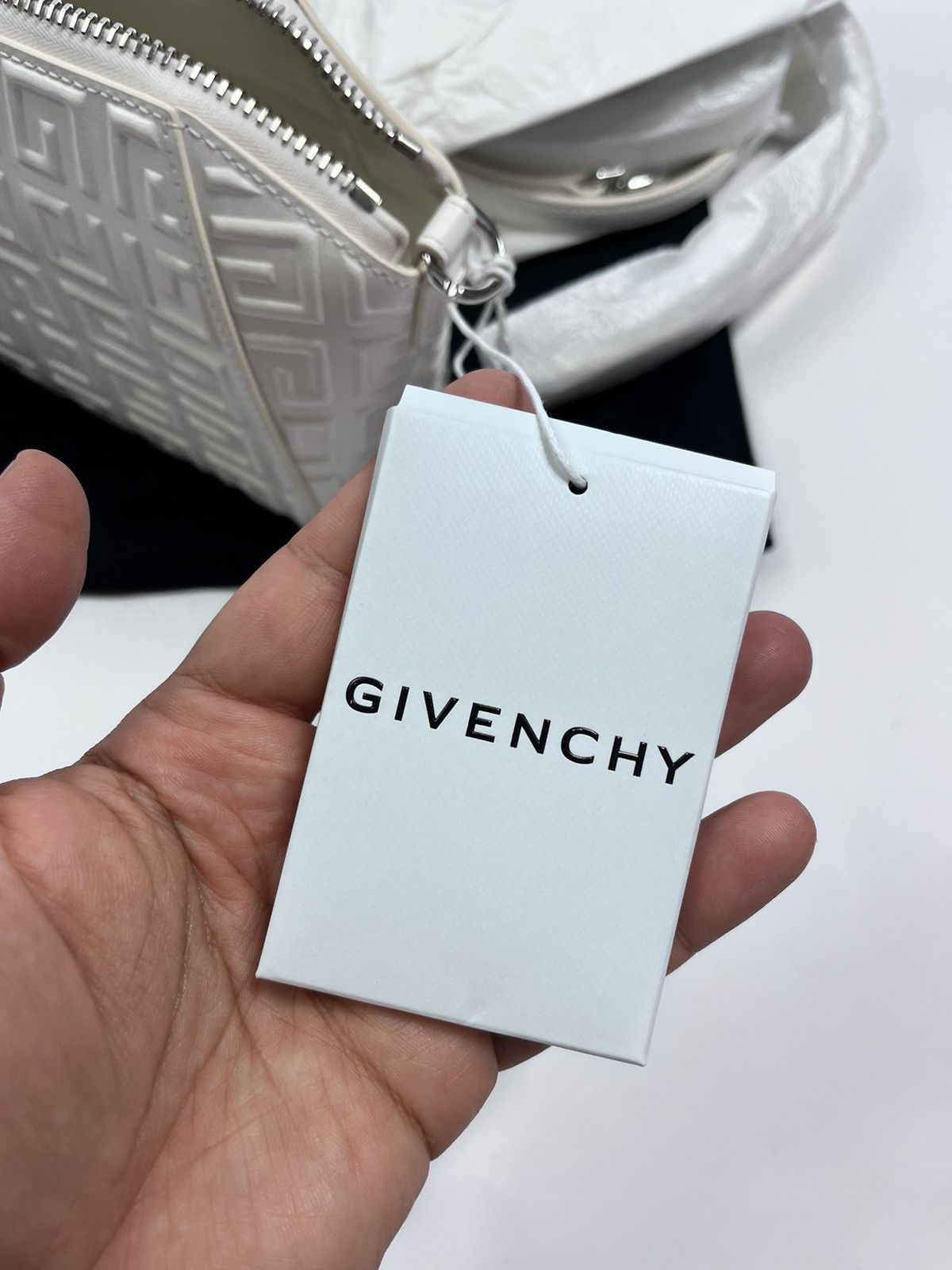 Givenchy GIVENCHY ANTIGONA XS EMBOSSED LEATHER SHOULDER BAG Size ONE SIZE - 16 Thumbnail