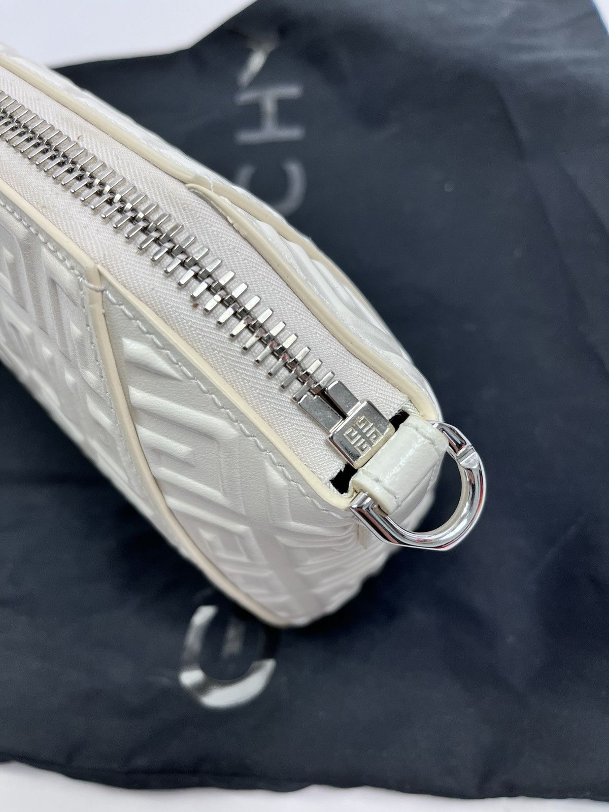 Givenchy GIVENCHY ANTIGONA XS EMBOSSED LEATHER SHOULDER BAG Size ONE SIZE - 8 Thumbnail