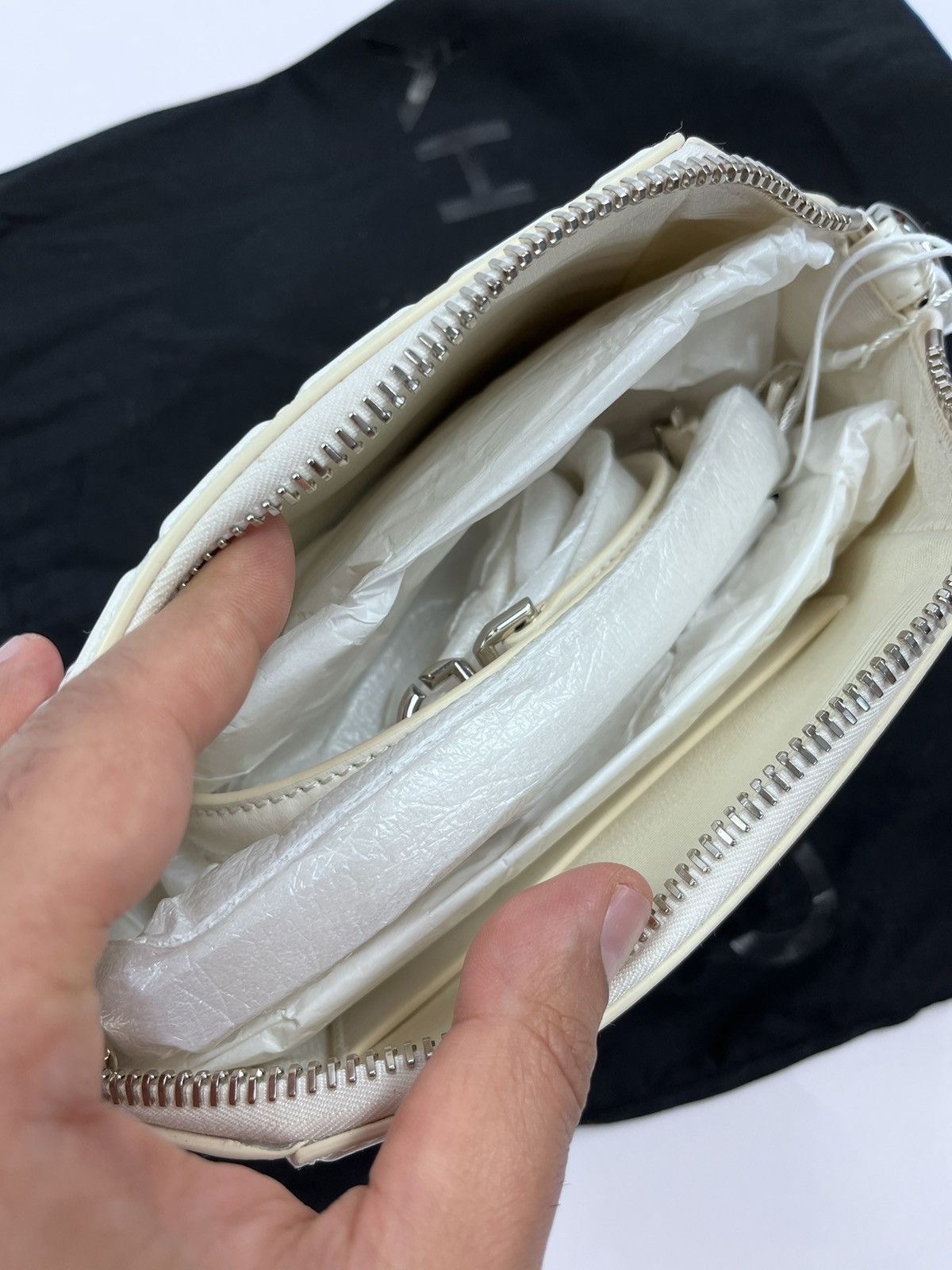 Givenchy GIVENCHY ANTIGONA XS EMBOSSED LEATHER SHOULDER BAG Size ONE SIZE - 12 Thumbnail