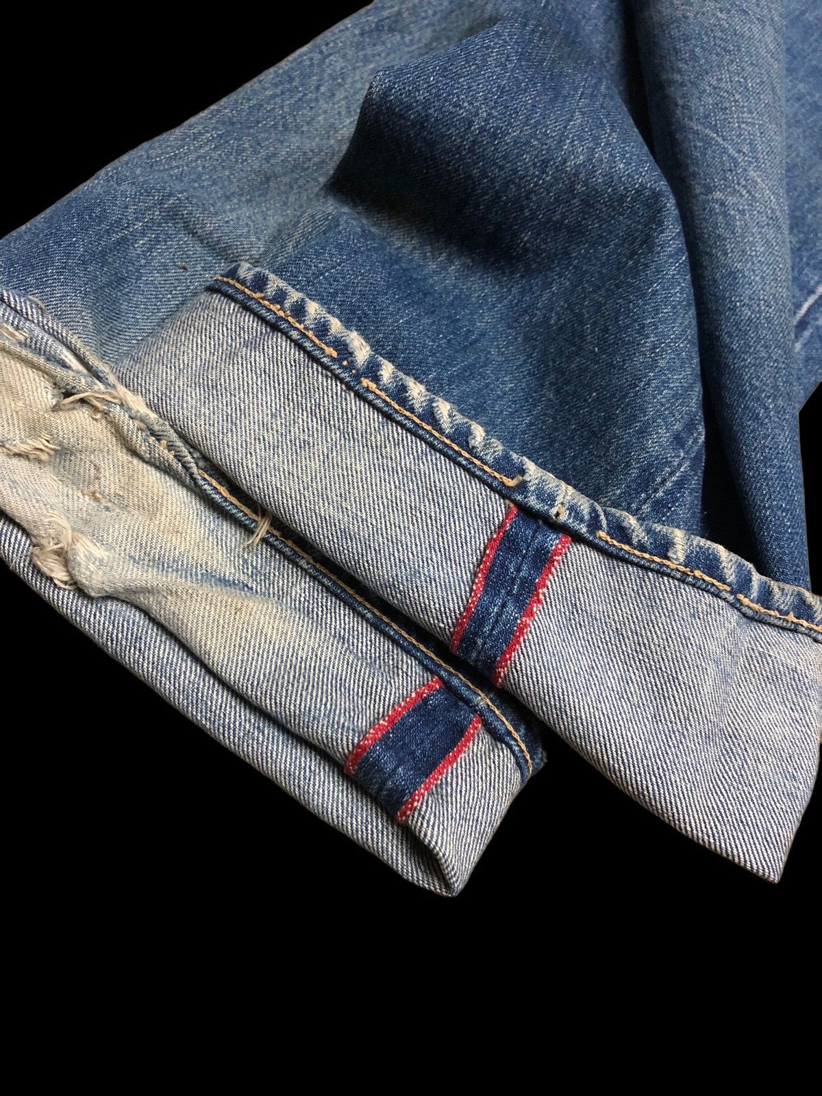 Japanese Brand HR MARKET WASHED BLUE SELVEDGE DISTRESSED JEANS Size US 29 - 4 Thumbnail