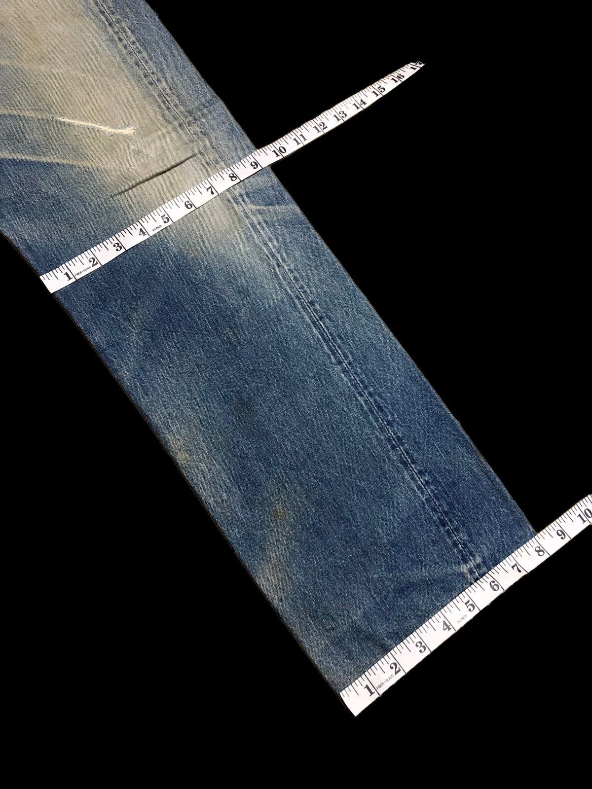 Japanese Brand HR MARKET WASHED BLUE SELVEDGE DISTRESSED JEANS Size US 29 - 16 Thumbnail