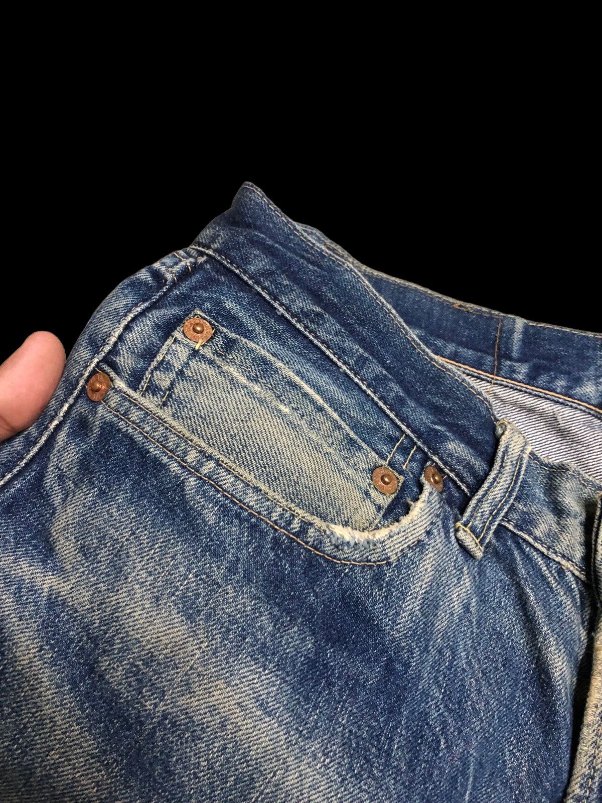 Japanese Brand HR MARKET WASHED BLUE SELVEDGE DISTRESSED JEANS Size US 29 - 6 Thumbnail