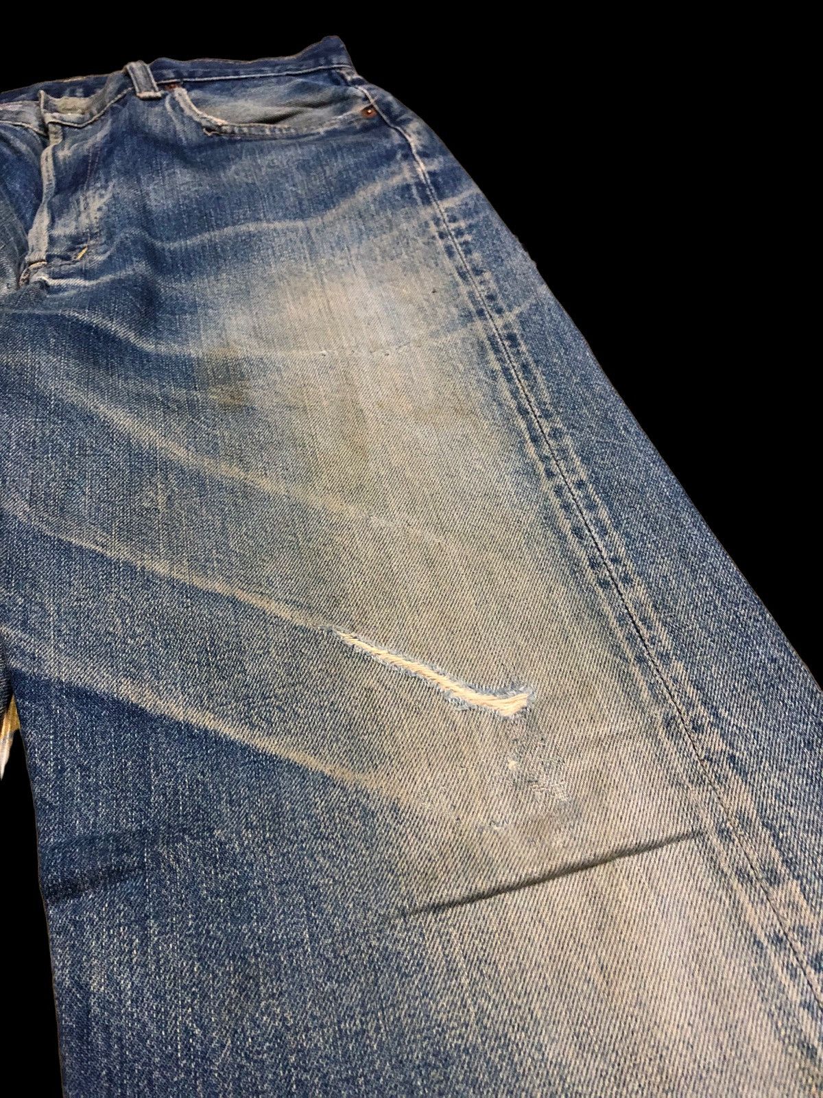 Japanese Brand HR MARKET WASHED BLUE SELVEDGE DISTRESSED JEANS Size US 29 - 9 Thumbnail