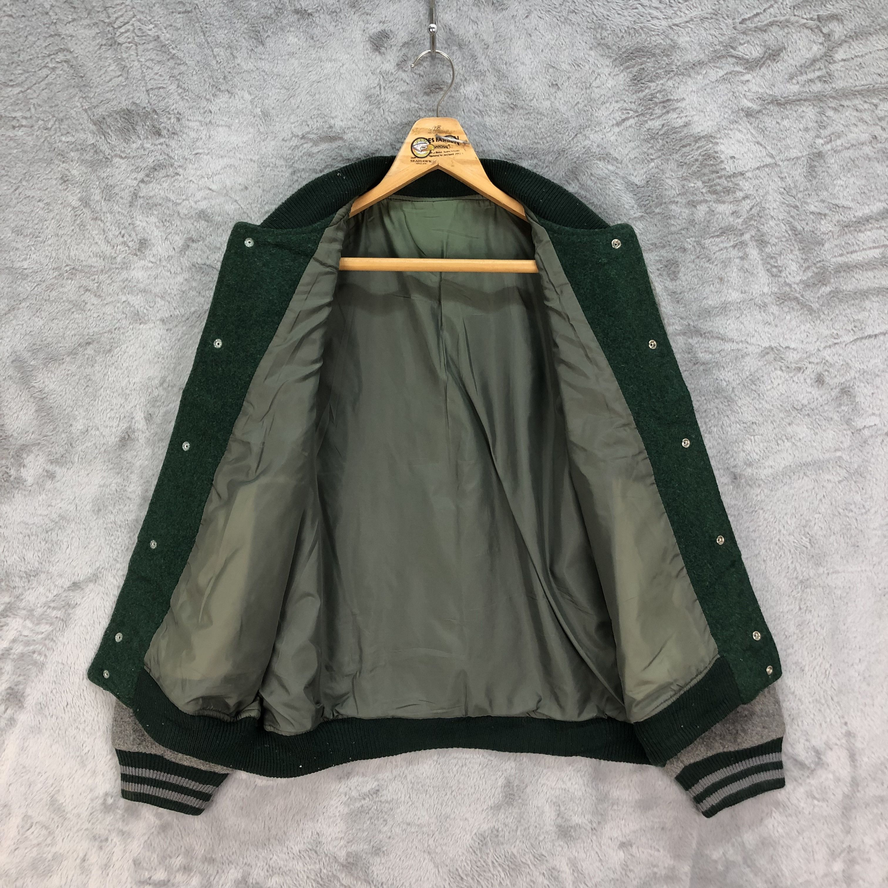 Other Vintage Made in Japan Wool Green Varsity Jacket #4842-173 Size US L / EU 52-54 / 3 - 6 Thumbnail