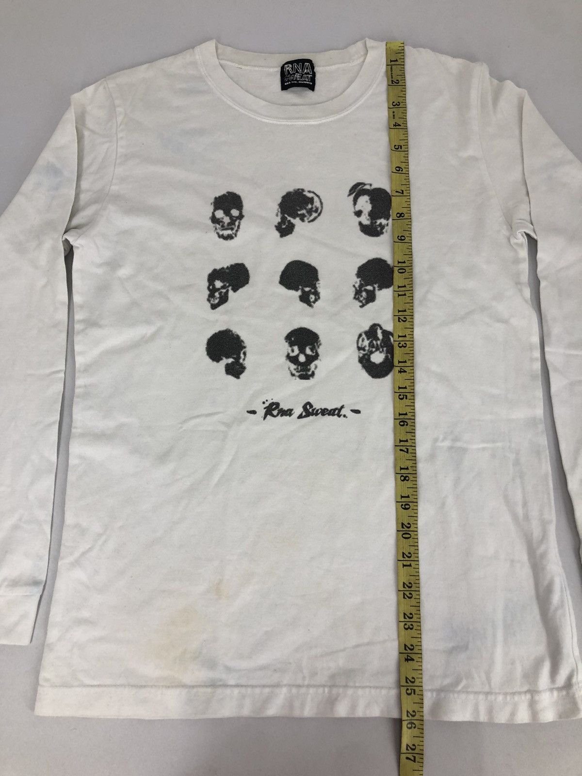Japanese Brand Vintage RNA Sweat Inc Skull Logo Japanese Fashion Brand Tee Size US S / EU 44-46 / 1 - 8 Thumbnail
