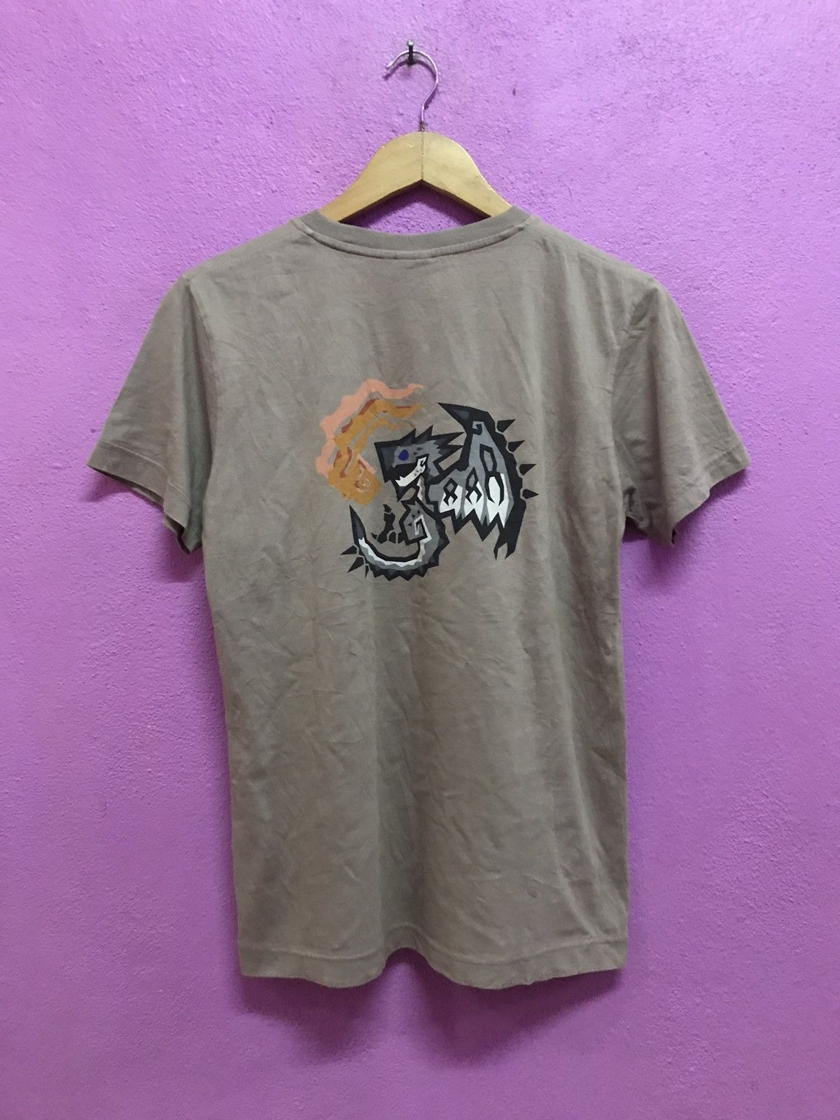 Anime Monster Hunter T-Shirts Size S Size US S / EU 44-46 / 1 - 2 Thumbnail