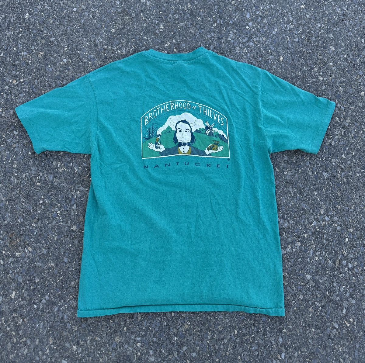 Vintage Nantucket Island 90s tee