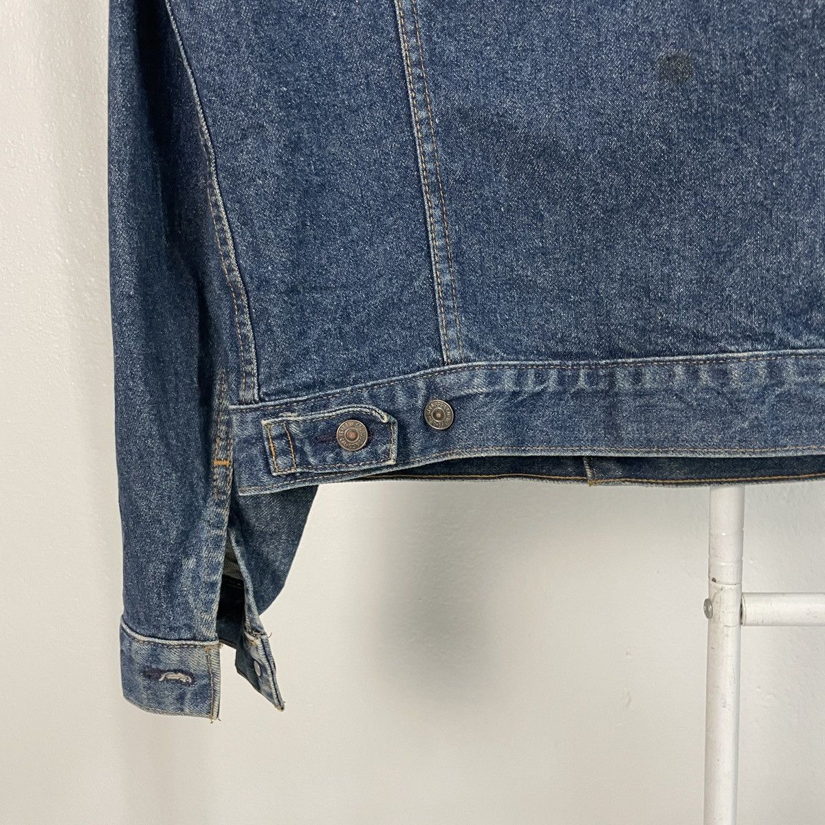 Levi's Vintage 90s Levis Big E Made In Usa Distressed Denim Jacket Size US M / EU 48-50 / 2 - 11 Thumbnail