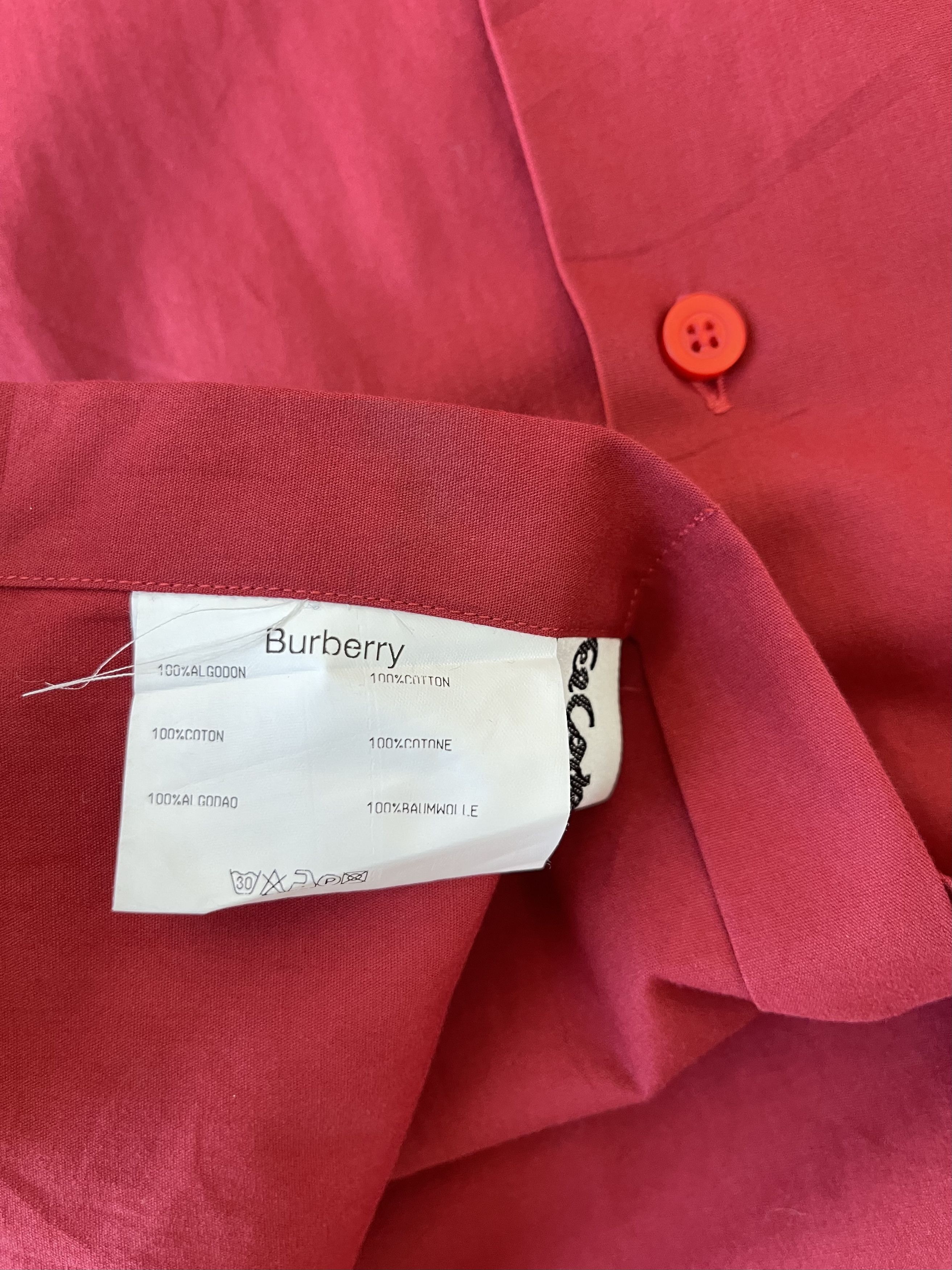 Burberry 🔥 summer Burberry shirt short sleeve red xxl Size US XL / EU 56 / 4 - 6 Thumbnail