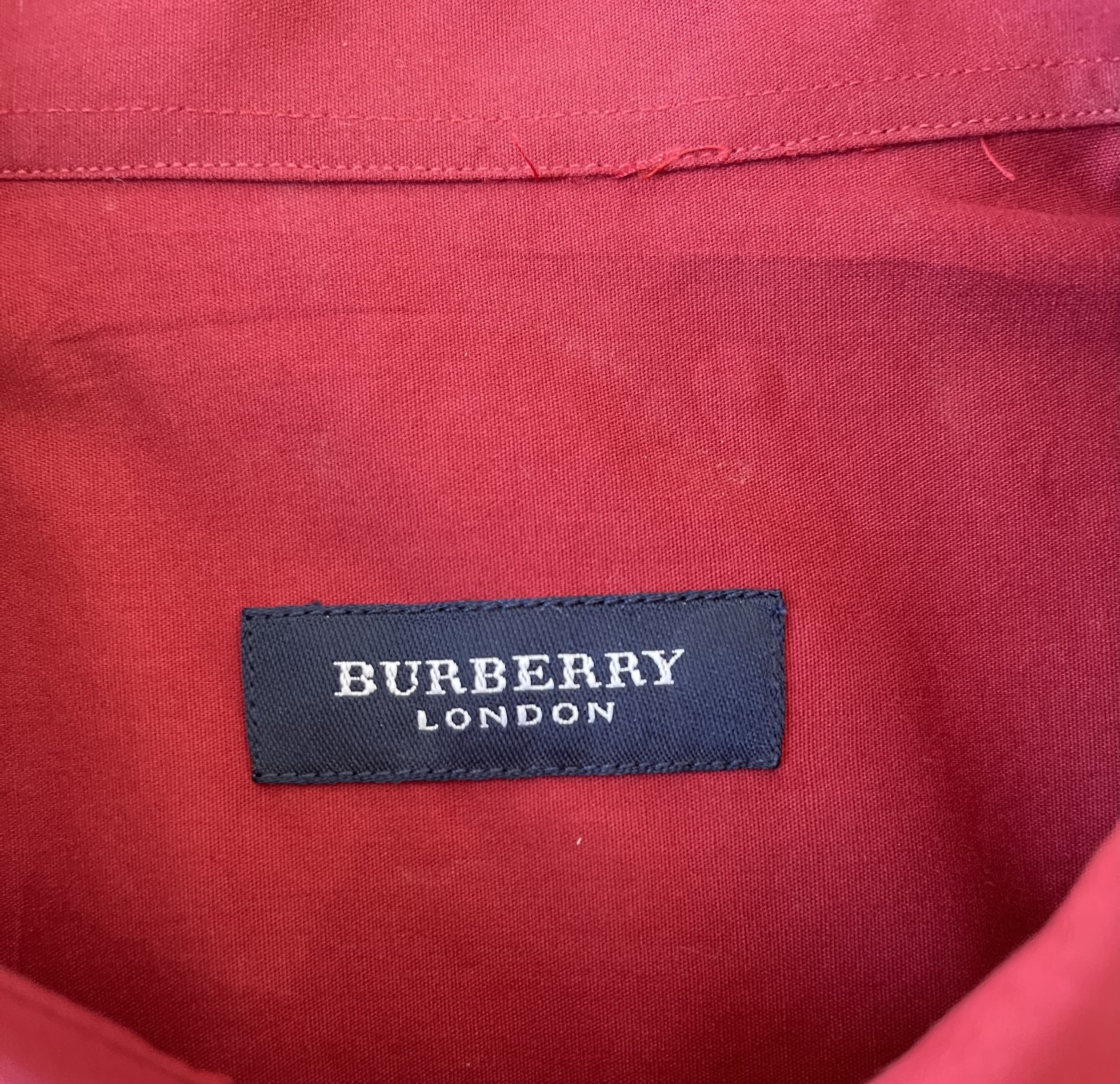 Burberry 🔥 summer Burberry shirt short sleeve red xxl Size US XL / EU 56 / 4 - 3 Thumbnail