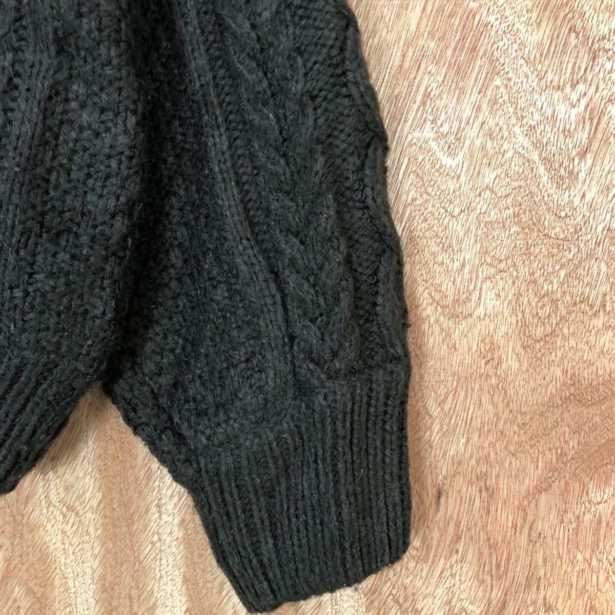 Aran Isles Knitwear DL GU Japan cardigan aran isle cable Knitwear #H144 Size US M / EU 48-50 / 2 - 4 Thumbnail