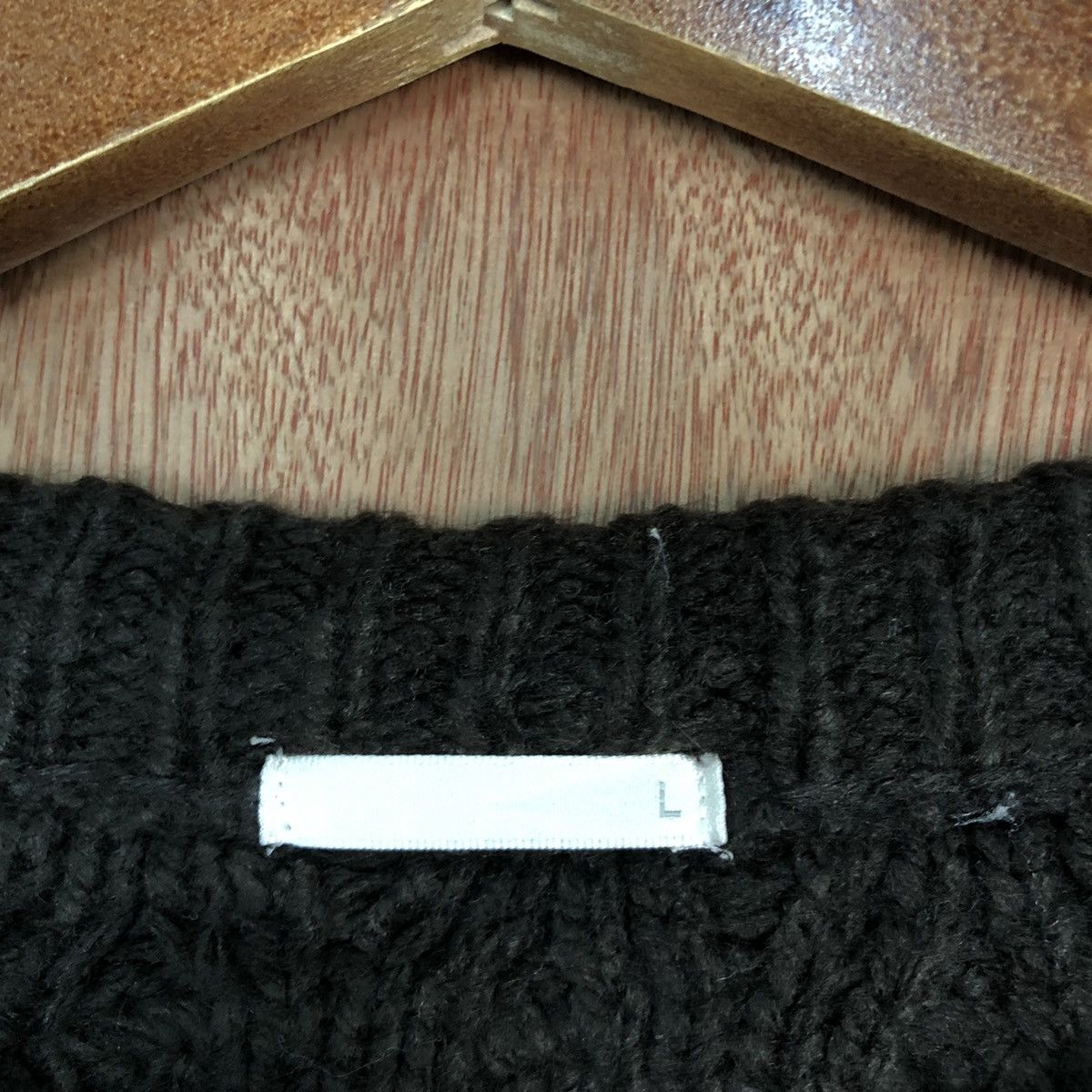 Aran Isles Knitwear DL GU Japan cardigan aran isle cable Knitwear #H144 Size US M / EU 48-50 / 2 - 10 Thumbnail
