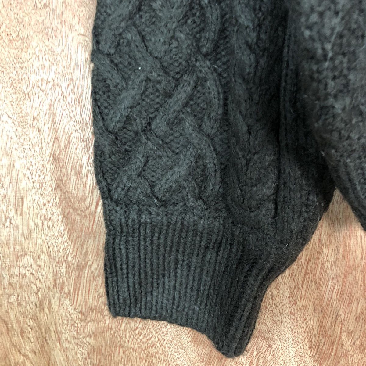 Aran Isles Knitwear DL GU Japan cardigan aran isle cable Knitwear #H144 Size US M / EU 48-50 / 2 - 6 Thumbnail