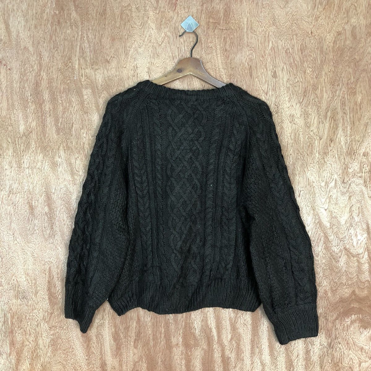 Aran Isles Knitwear DL GU Japan cardigan aran isle cable Knitwear #H144 Size US M / EU 48-50 / 2 - 13 Thumbnail