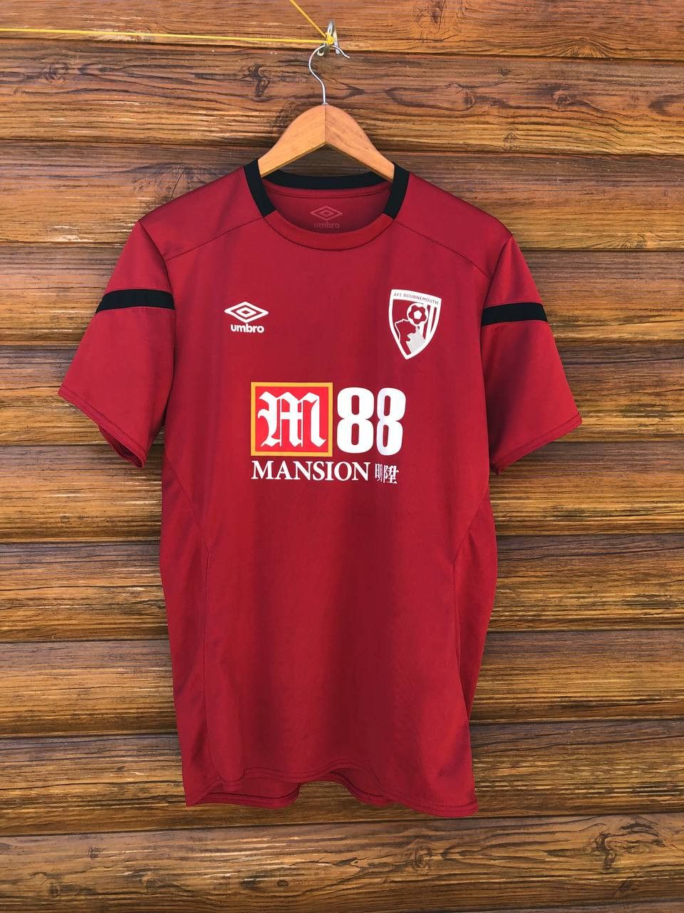 Umbro Umbro AFC Bournemouth Home Football Shirt Soccer Jersey Size US L / EU 52-54 / 3 - 1 Thumbnail