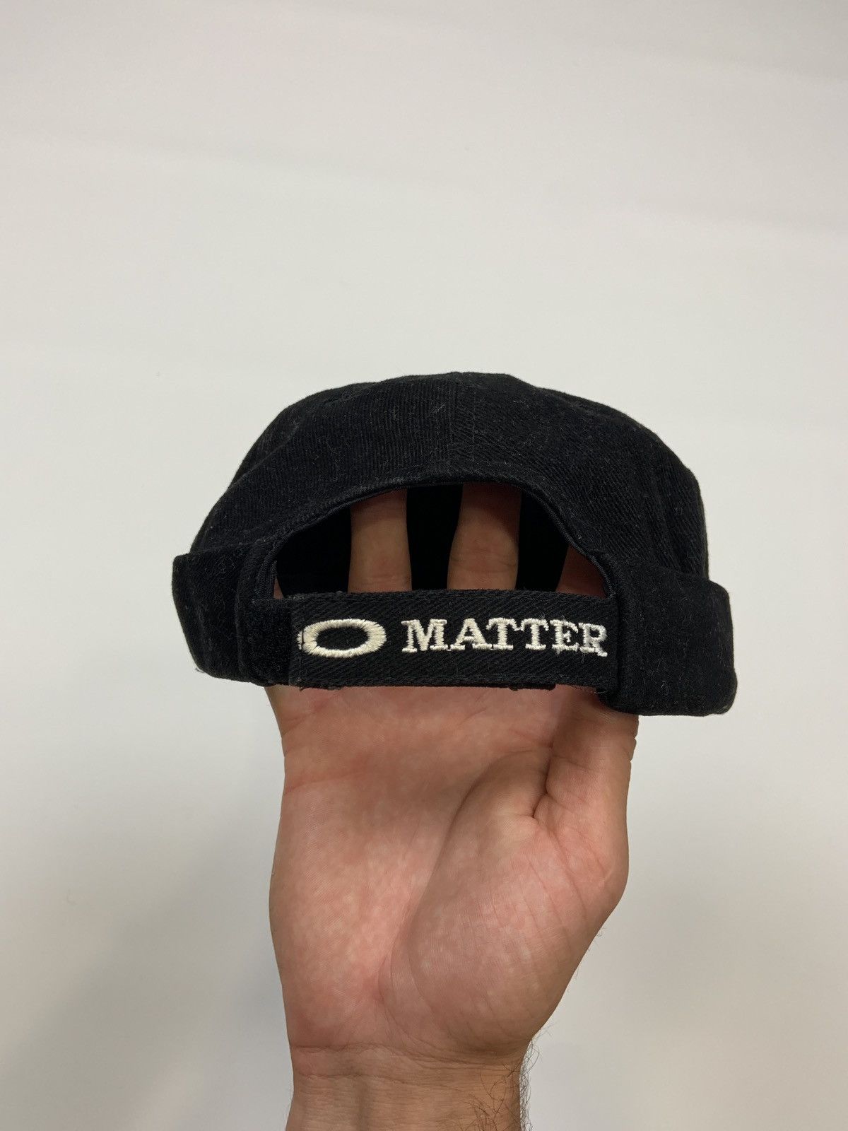 Pre-owned Oakley Beanie Hat Vintage In Black
