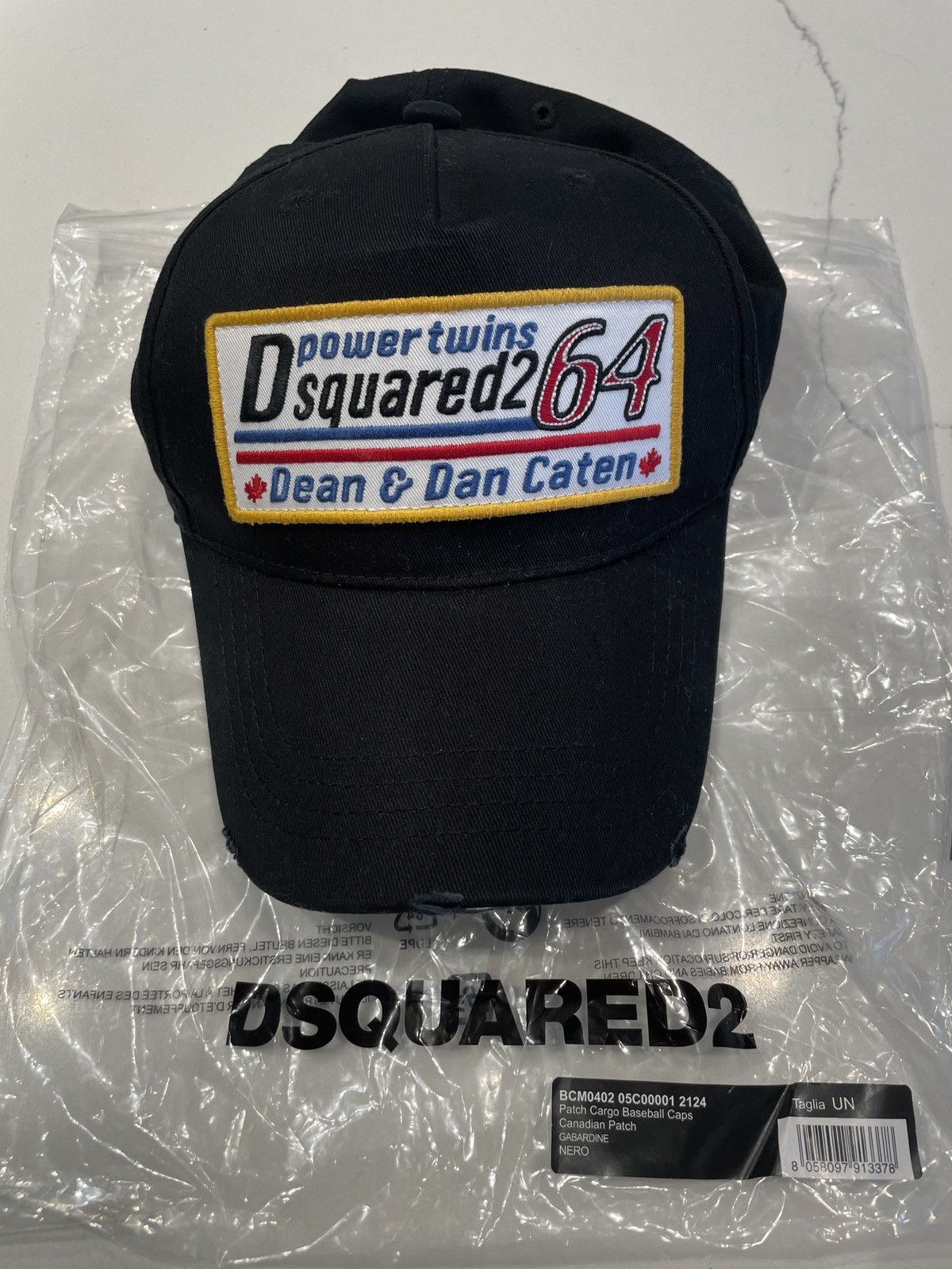 image of Dsquared2 Canadian Patch Cargo Baseball Cap In Black, Men's