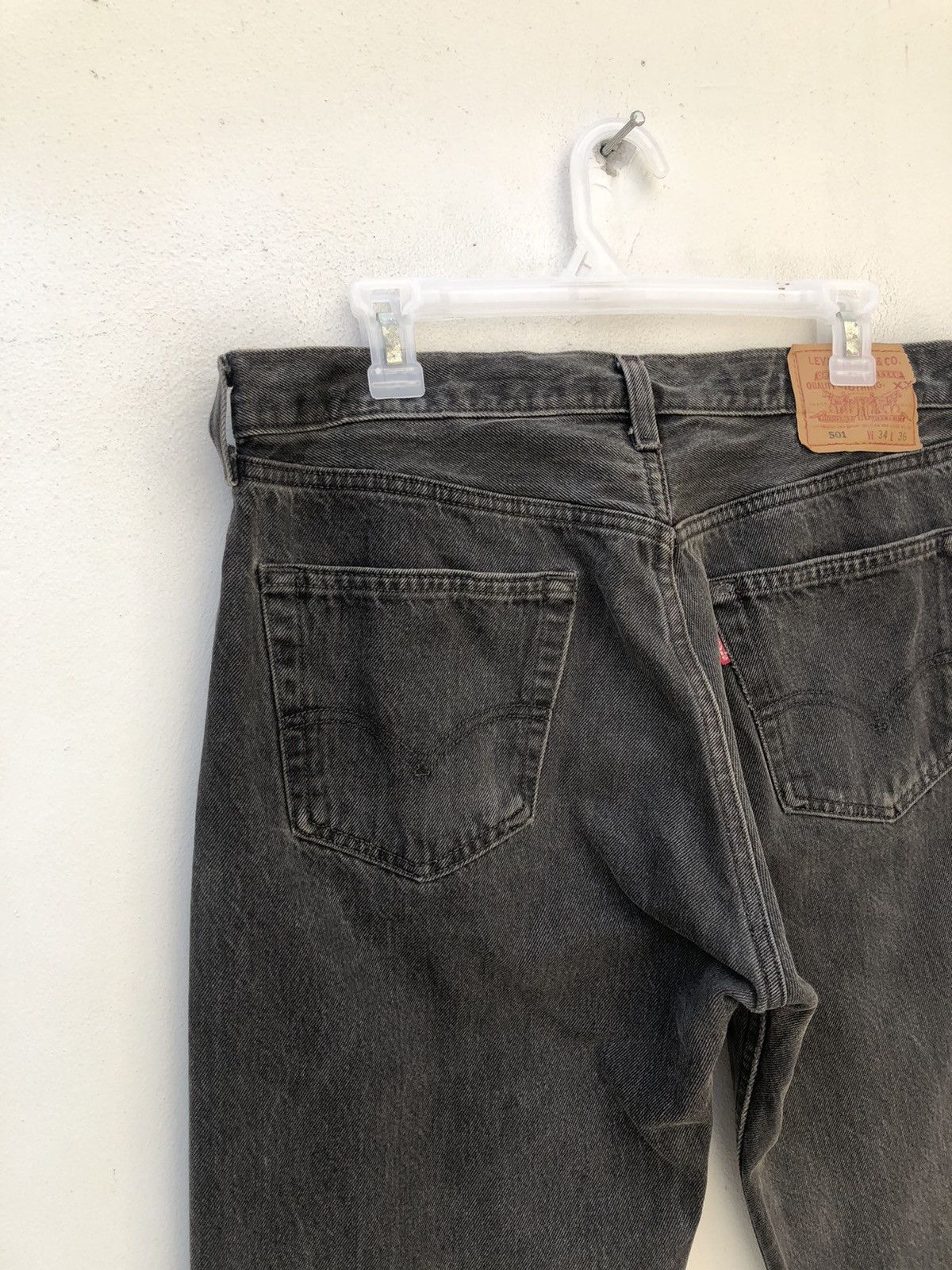 Levi's Vintage 1995 Levi’s 501 Jeans Made in Usa Faded Black Denim Size US 34 / EU 50 - 10 Thumbnail