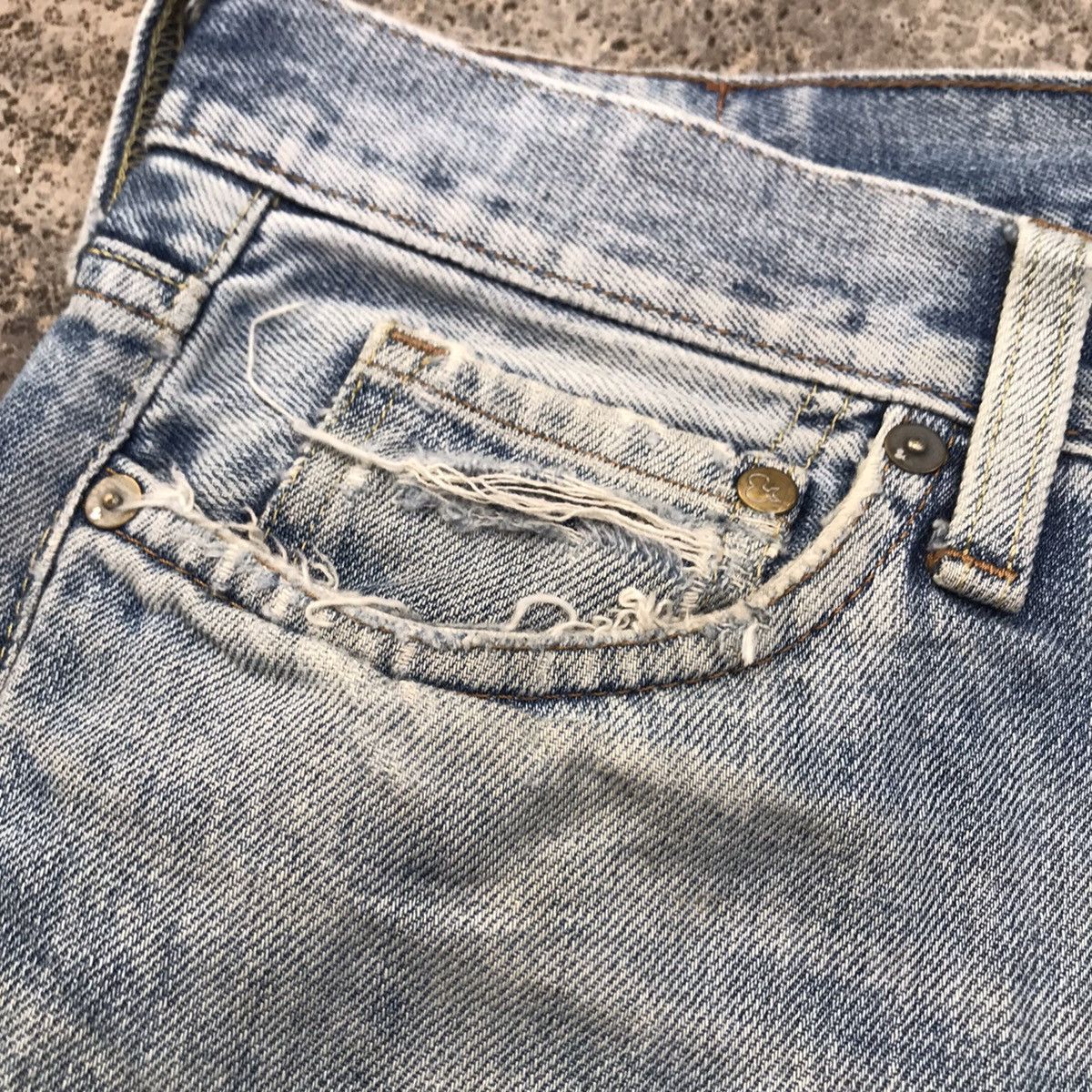 Japanese Brand W32💥Vintage Japanese Brand Faded Blue Wash Jeans Size US 32 / EU 48 - 11 Thumbnail