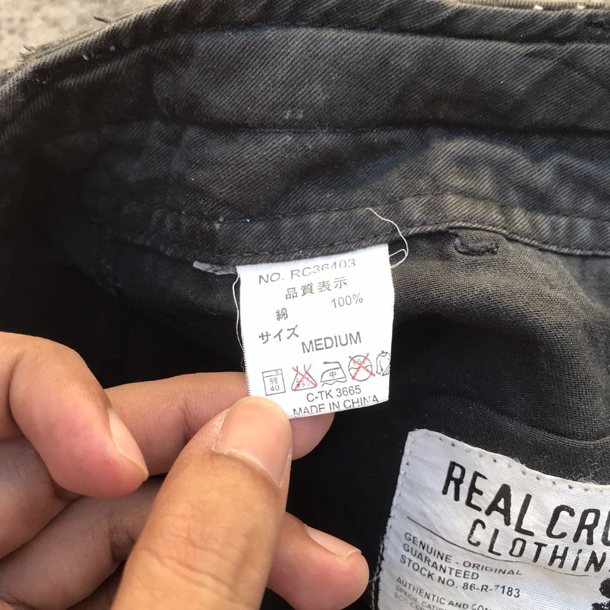 Japanese Brand Real Crush Clothing Faded Big Pocket Tactical Cargo Pants Size US 30 / EU 46 - 15 Thumbnail