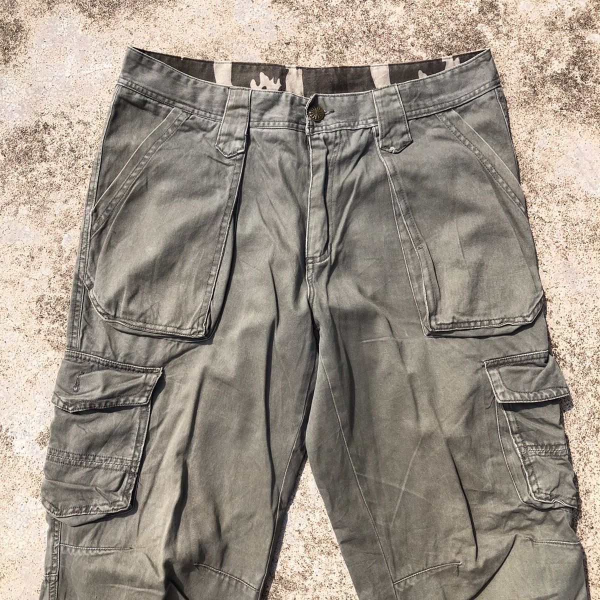 Japanese Brand MILITARY COLLECTIONS CARGO PANTS MULTI POCKET Size US 34 / EU 50 - 2 Thumbnail