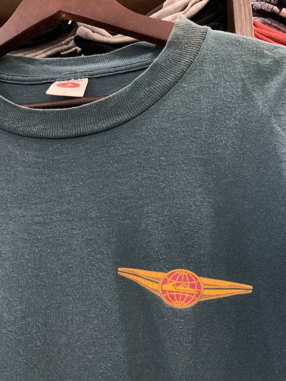 Quiksilver Vintage 1990s Quiksilver Australia Surf Tee Size US S / EU 44-46 / 1 - 2 Thumbnail