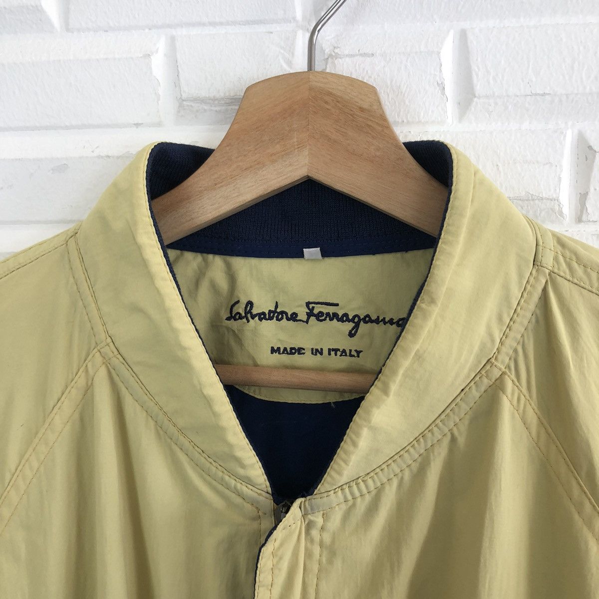 Japanese Brand SALVATORE FERRAGAMO RARE BOMBER JACKET STYLE MADE IN ITALY Size US M / EU 48-50 / 2 - 6 Thumbnail