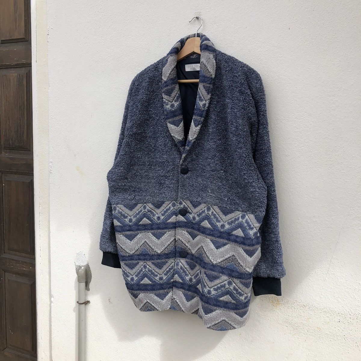 Japanese Brand RARE PRINTED FLEECE AZTEC DESIGN HALF TIME WEAR Size US M / EU 48-50 / 2 - 2 Thumbnail