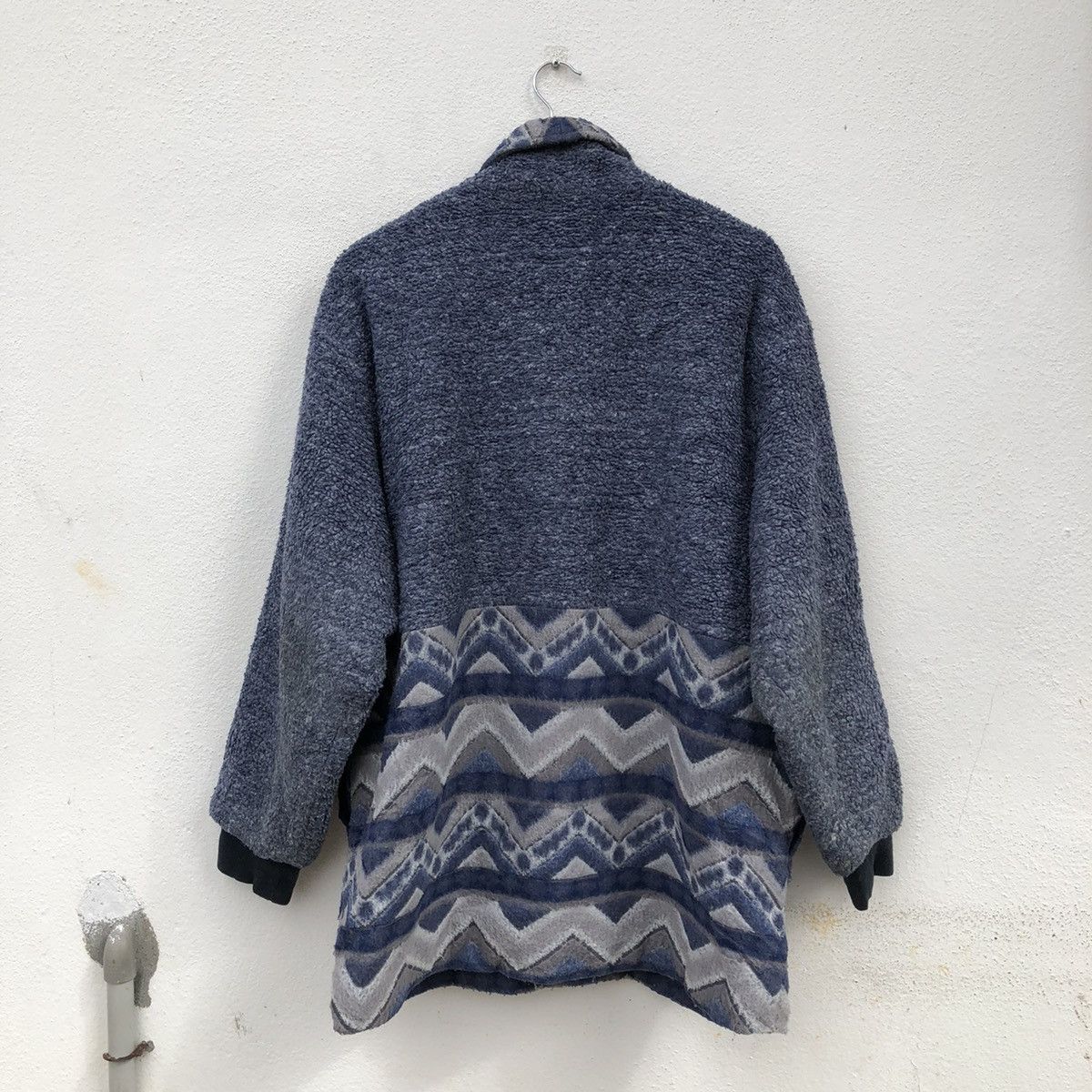 Japanese Brand RARE PRINTED FLEECE AZTEC DESIGN HALF TIME WEAR Size US M / EU 48-50 / 2 - 9 Thumbnail