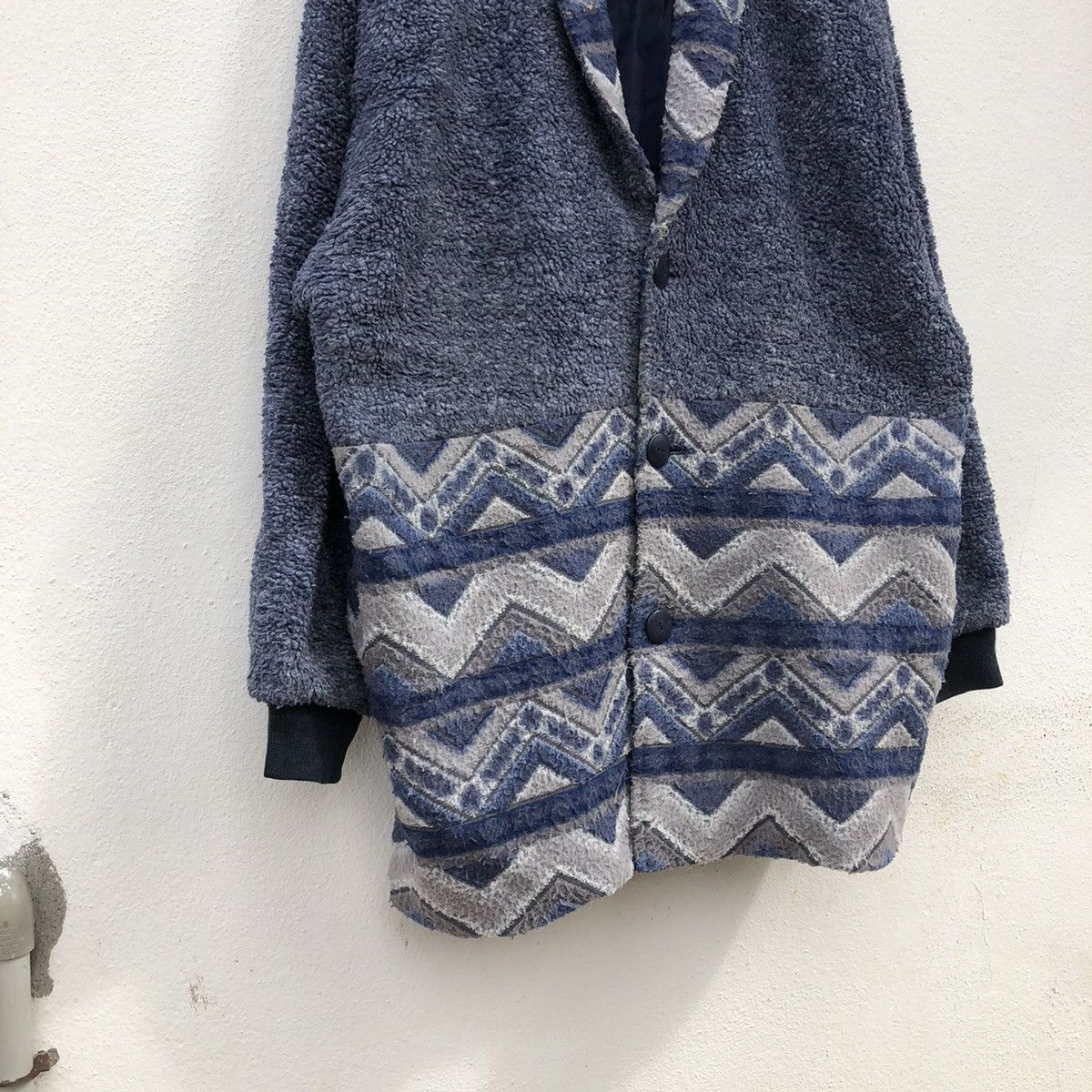 Japanese Brand RARE PRINTED FLEECE AZTEC DESIGN HALF TIME WEAR Size US M / EU 48-50 / 2 - 8 Thumbnail