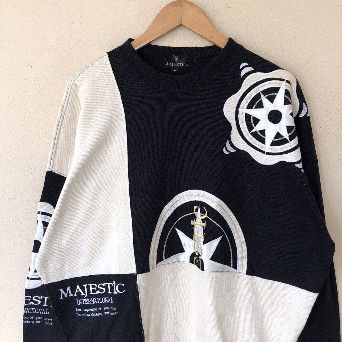 Japanese Brand VINTAGE MAJESTIC EMBROIDERED BIG LOGO SWEATSHIRT Size US M / EU 48-50 / 2 - 5 Thumbnail