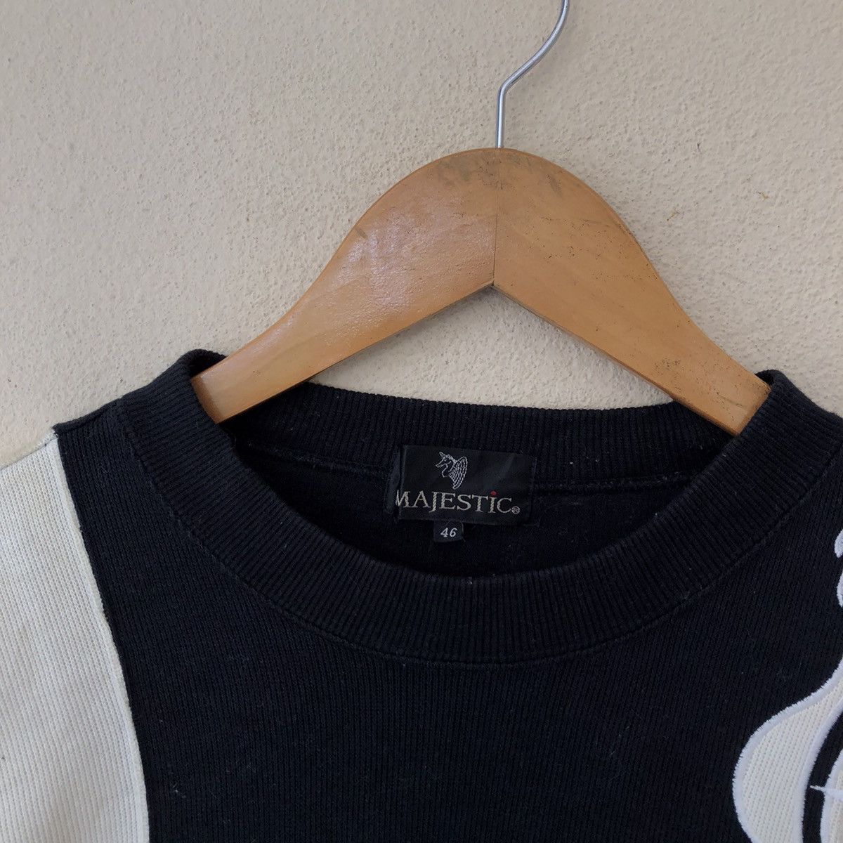 Japanese Brand VINTAGE MAJESTIC EMBROIDERED BIG LOGO SWEATSHIRT Size US M / EU 48-50 / 2 - 6 Thumbnail
