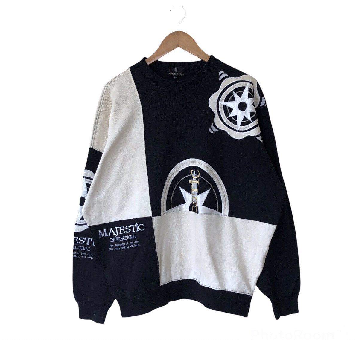 Japanese Brand VINTAGE MAJESTIC EMBROIDERED BIG LOGO SWEATSHIRT Size US M / EU 48-50 / 2 - 1 Thumbnail